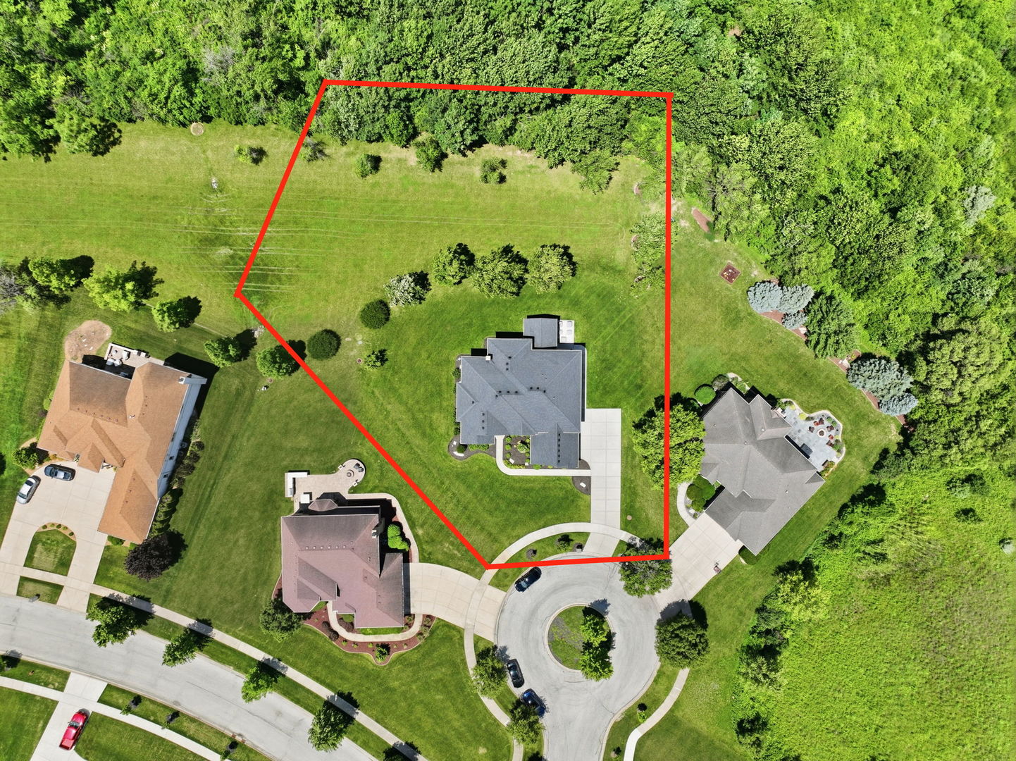 7812 Northwoods Drive