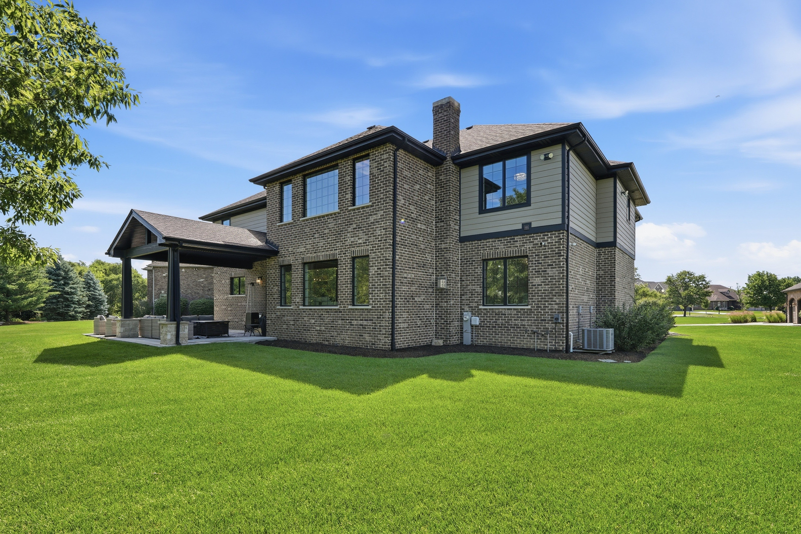 7812 Northwoods Drive
