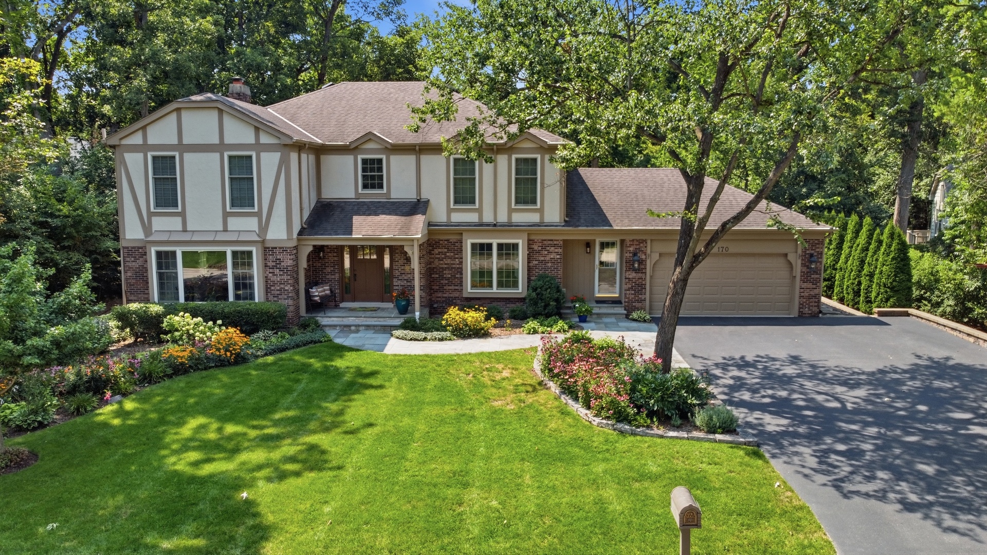 170 Dover Circle
