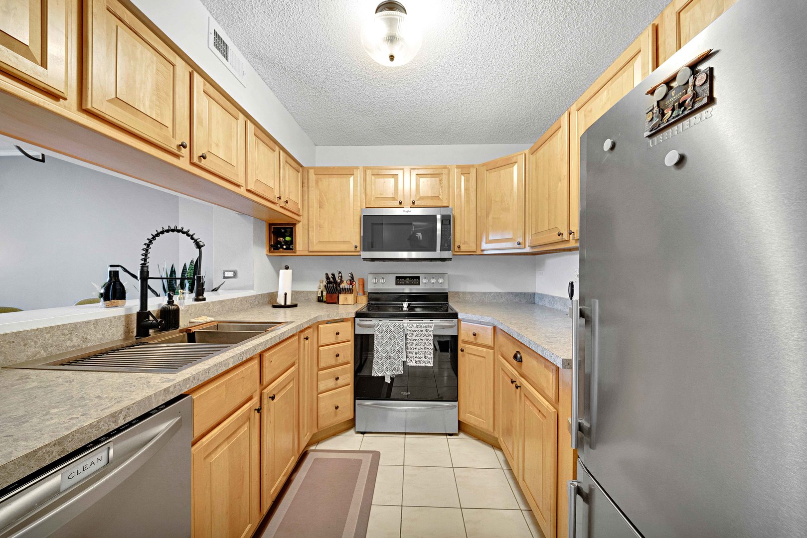511 Aurora Avenue Unit: 513
