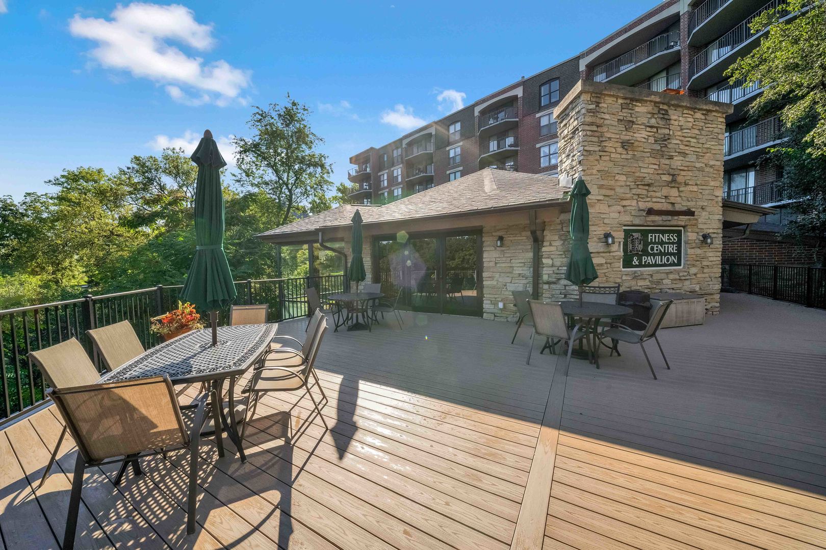 511 Aurora Avenue Unit: 513