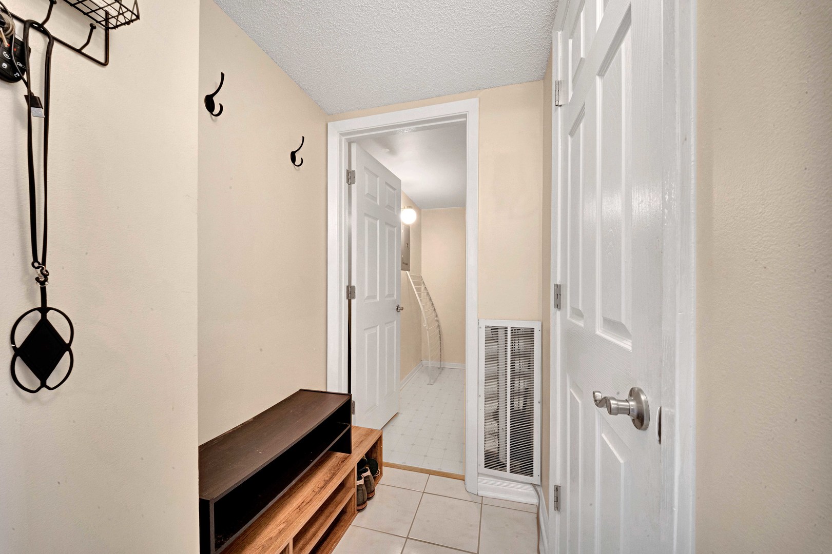 511 Aurora Avenue Unit: 513