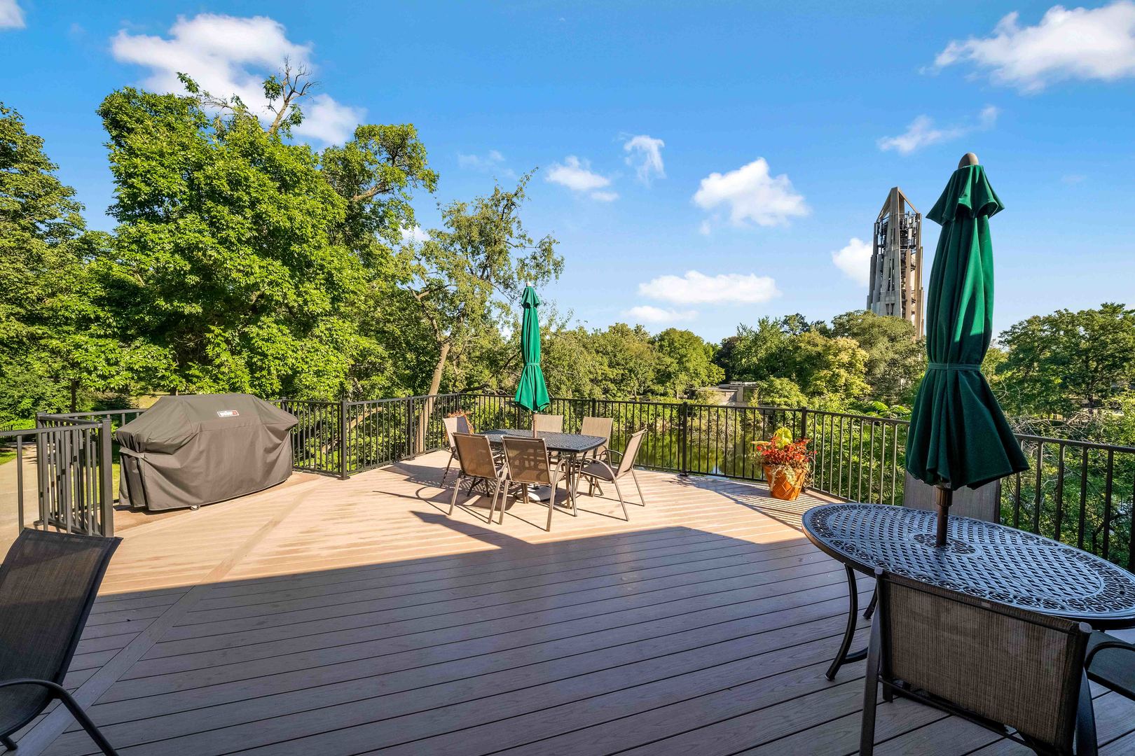 511 Aurora Avenue Unit: 513