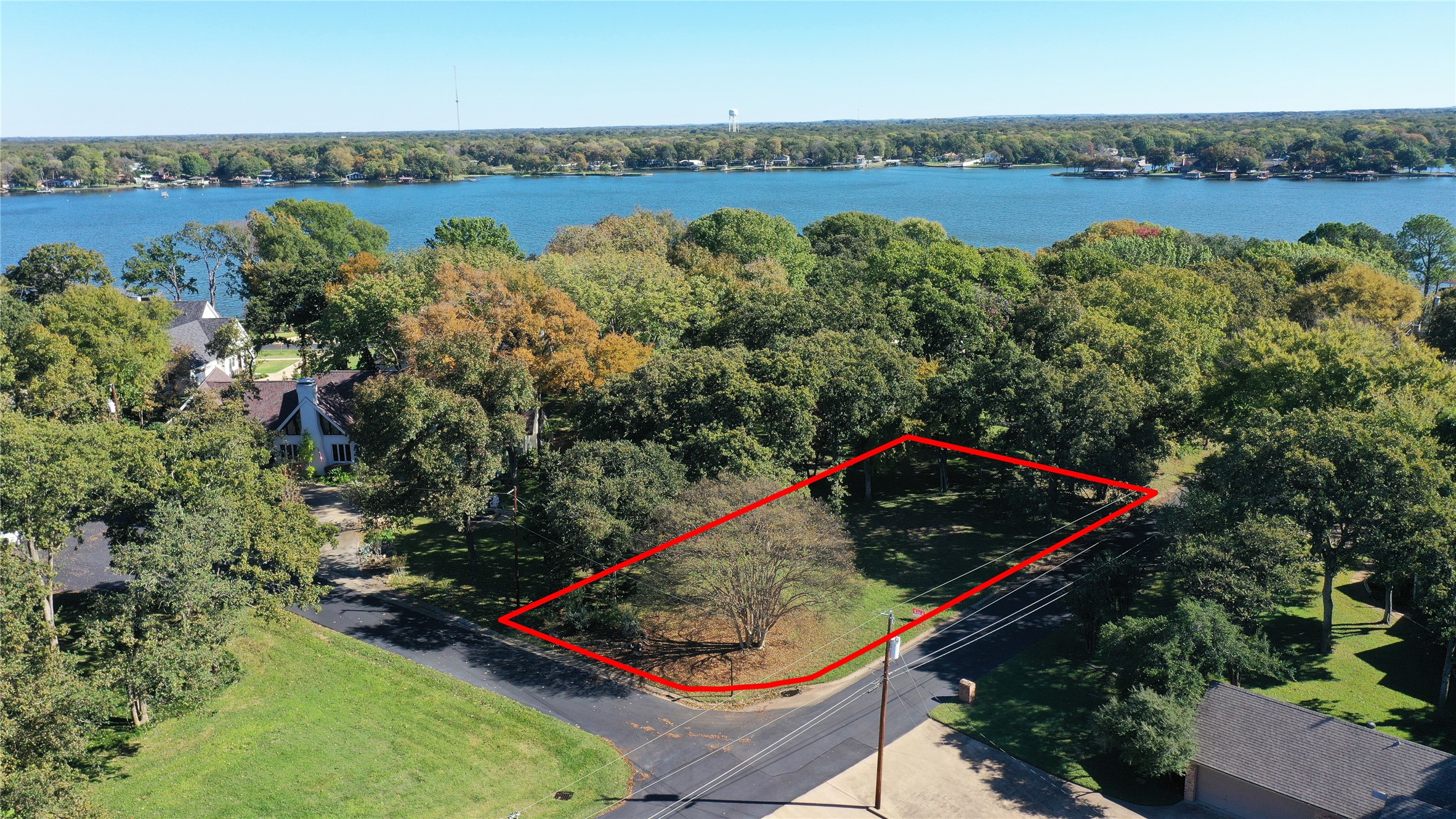 107 Enchanted Isles Drive