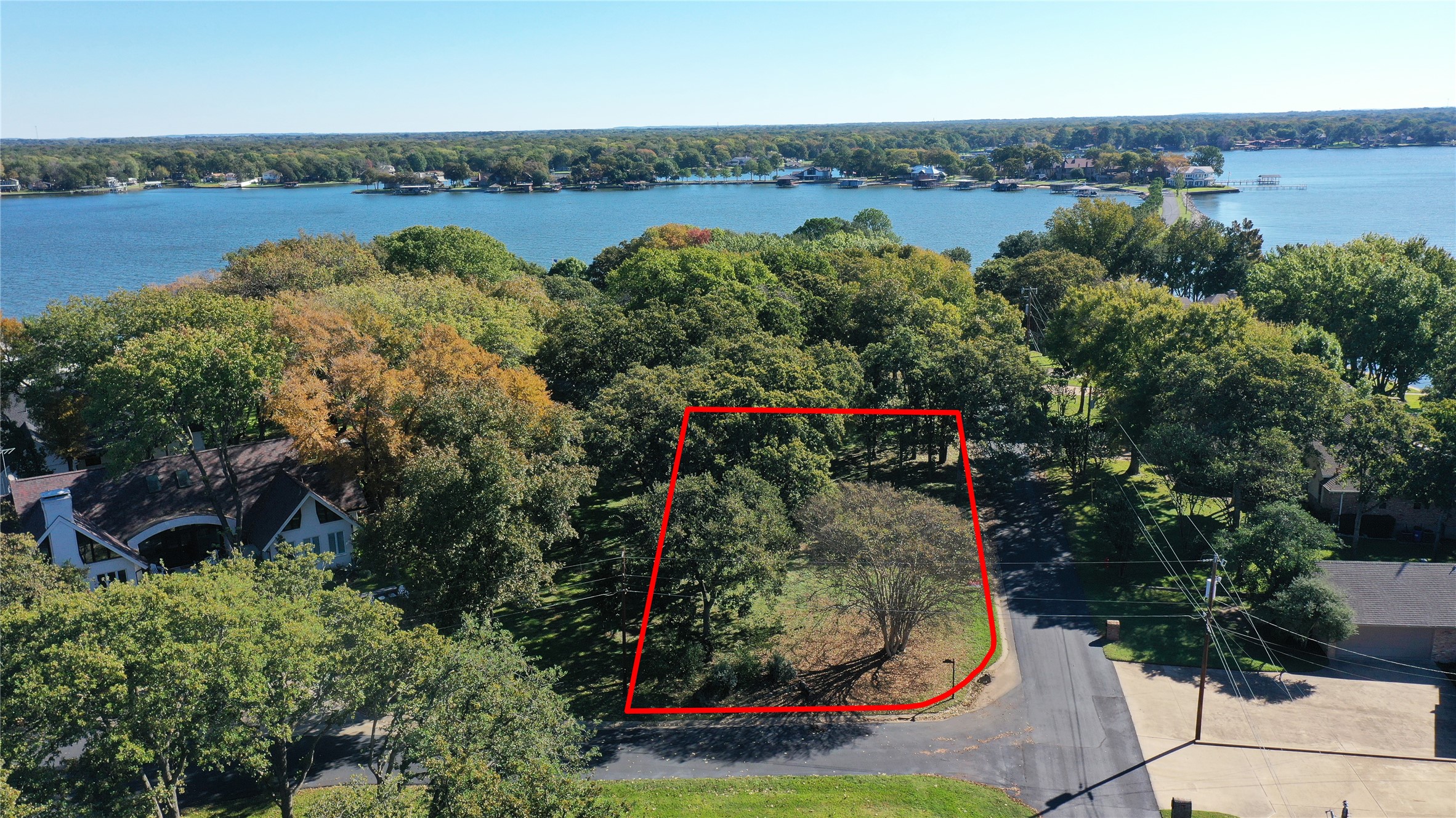 107 Enchanted Isles Drive