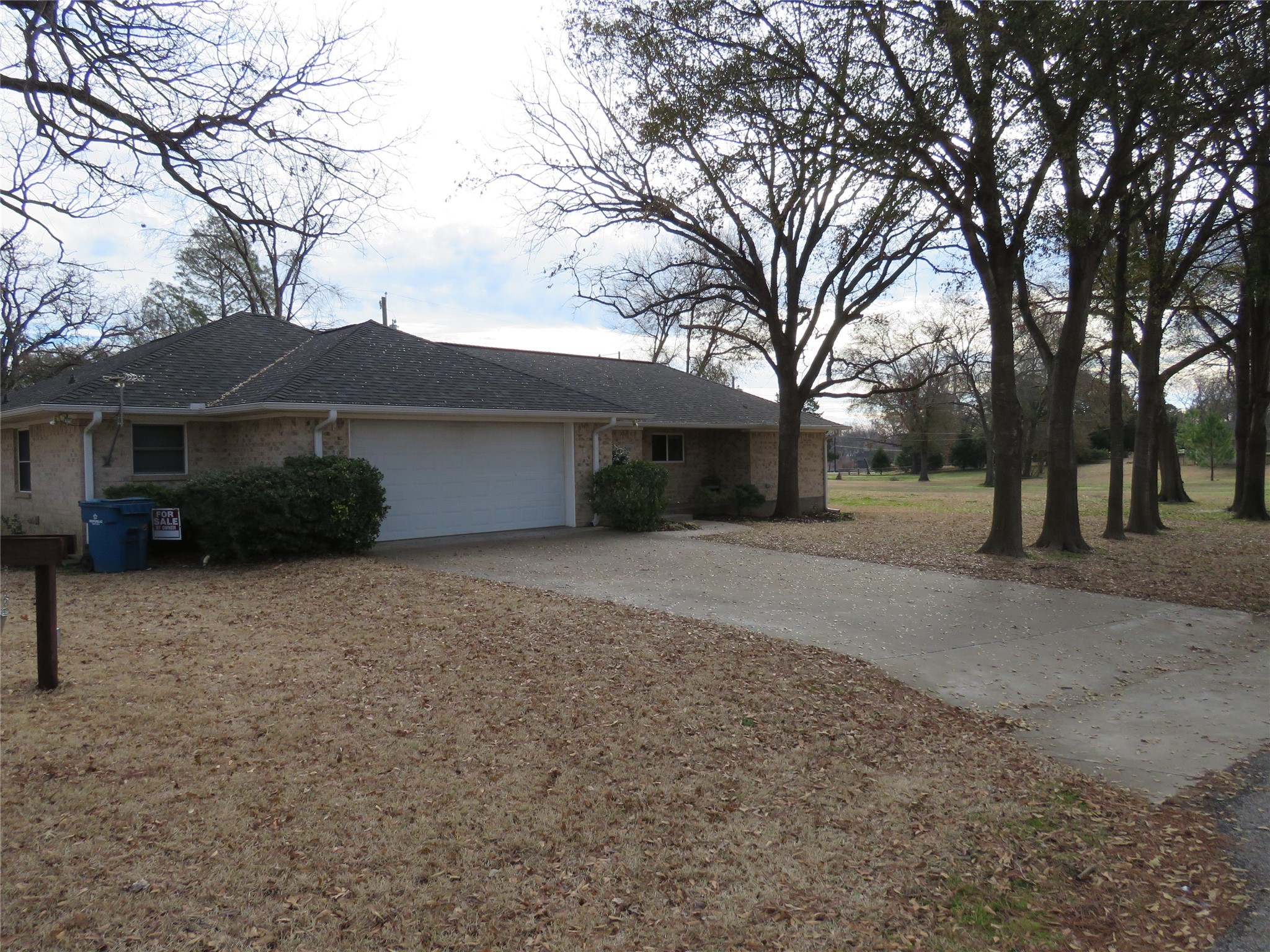 201 Tanglewood Drive