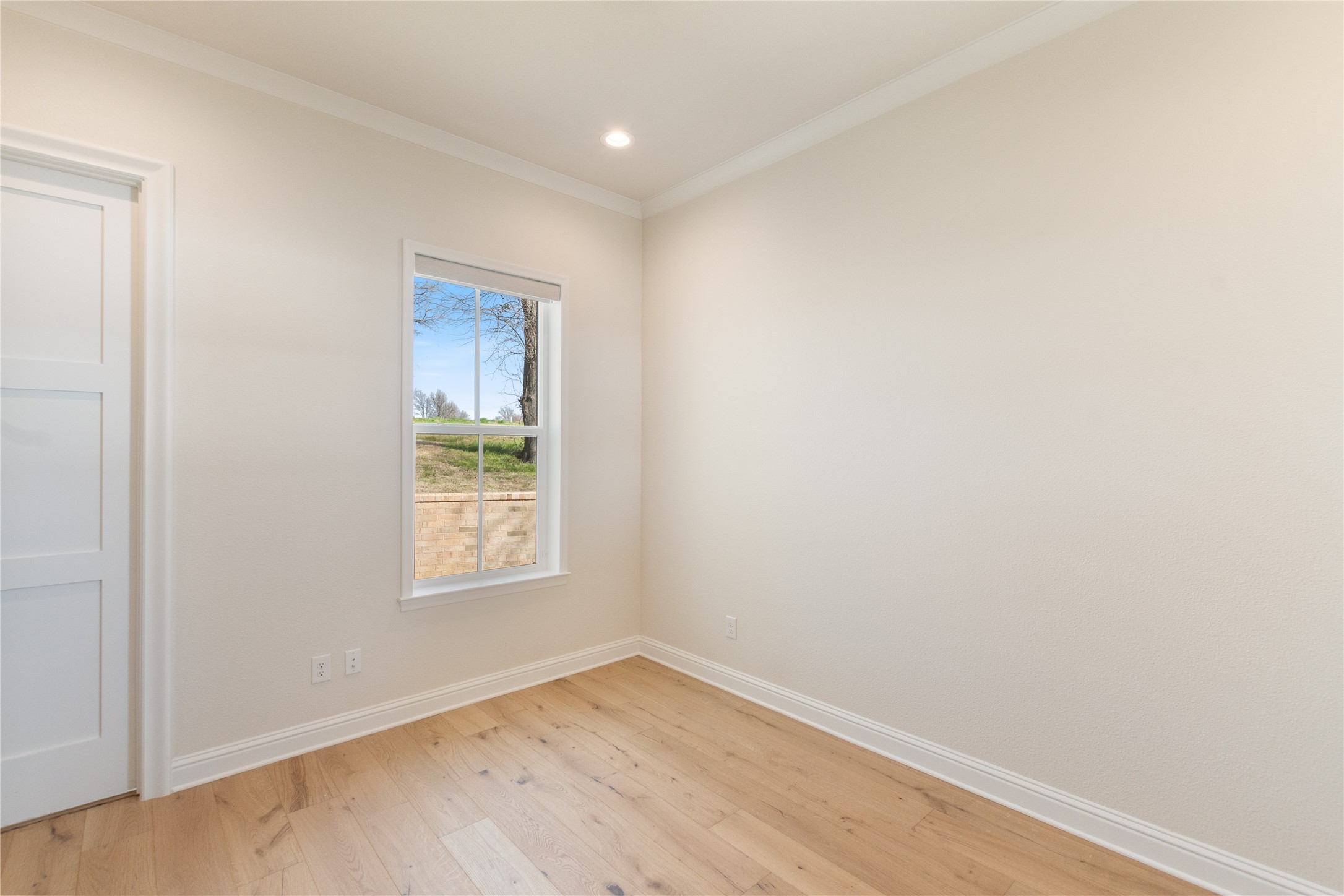 1552 Shoreline Drive