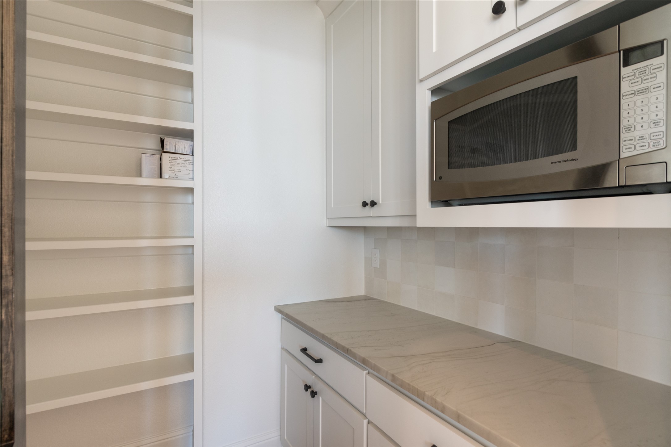 1552 Shoreline Drive