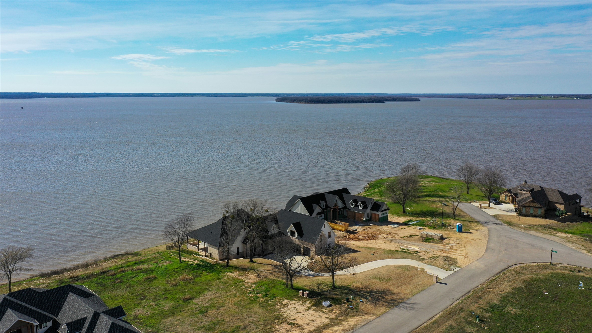 1552 Shoreline Drive