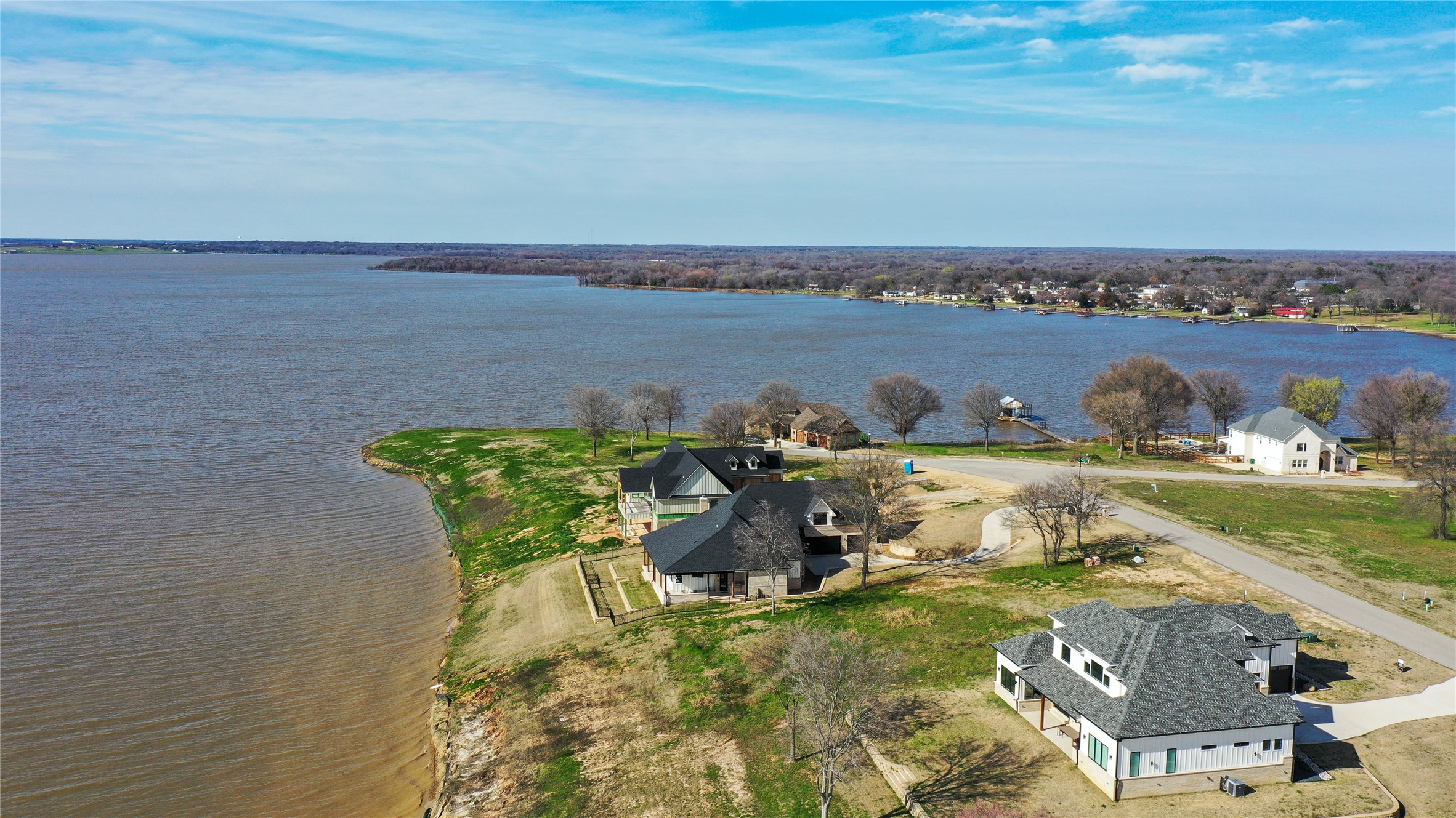 1552 Shoreline Drive