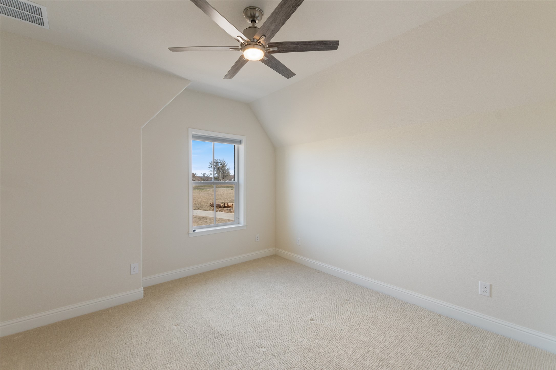 1552 Shoreline Drive