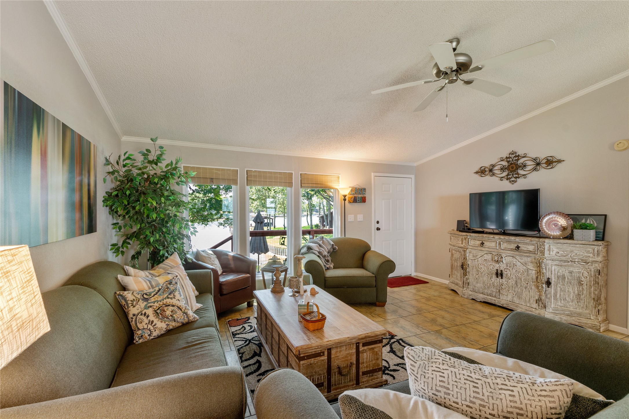 127 Little River Bend