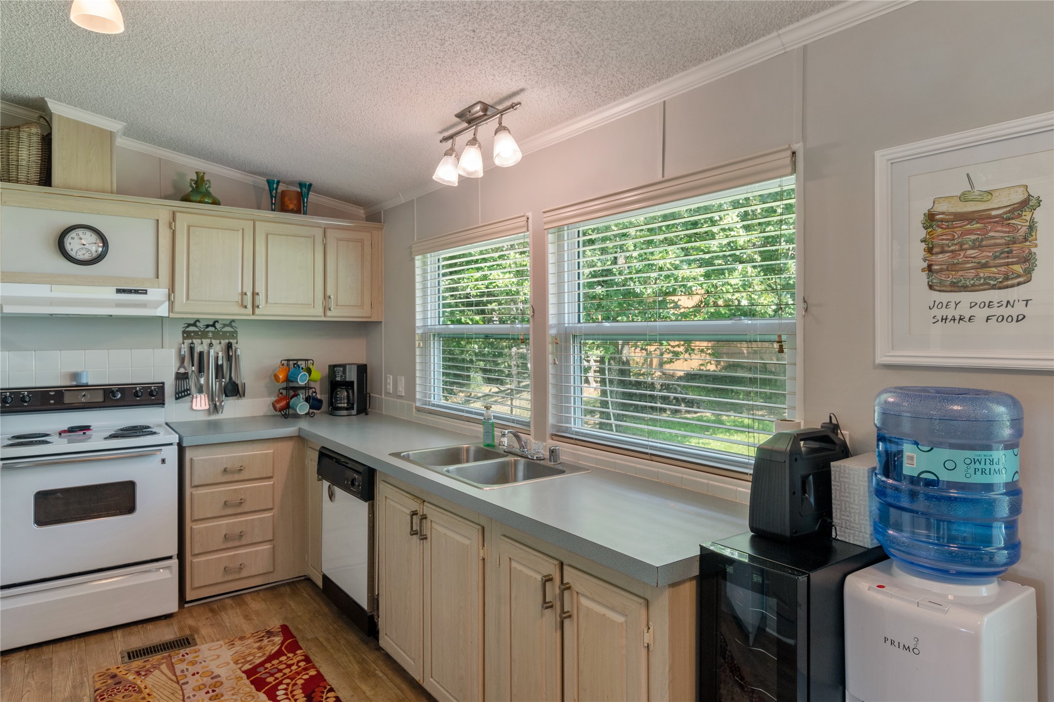 127 Little River Bend