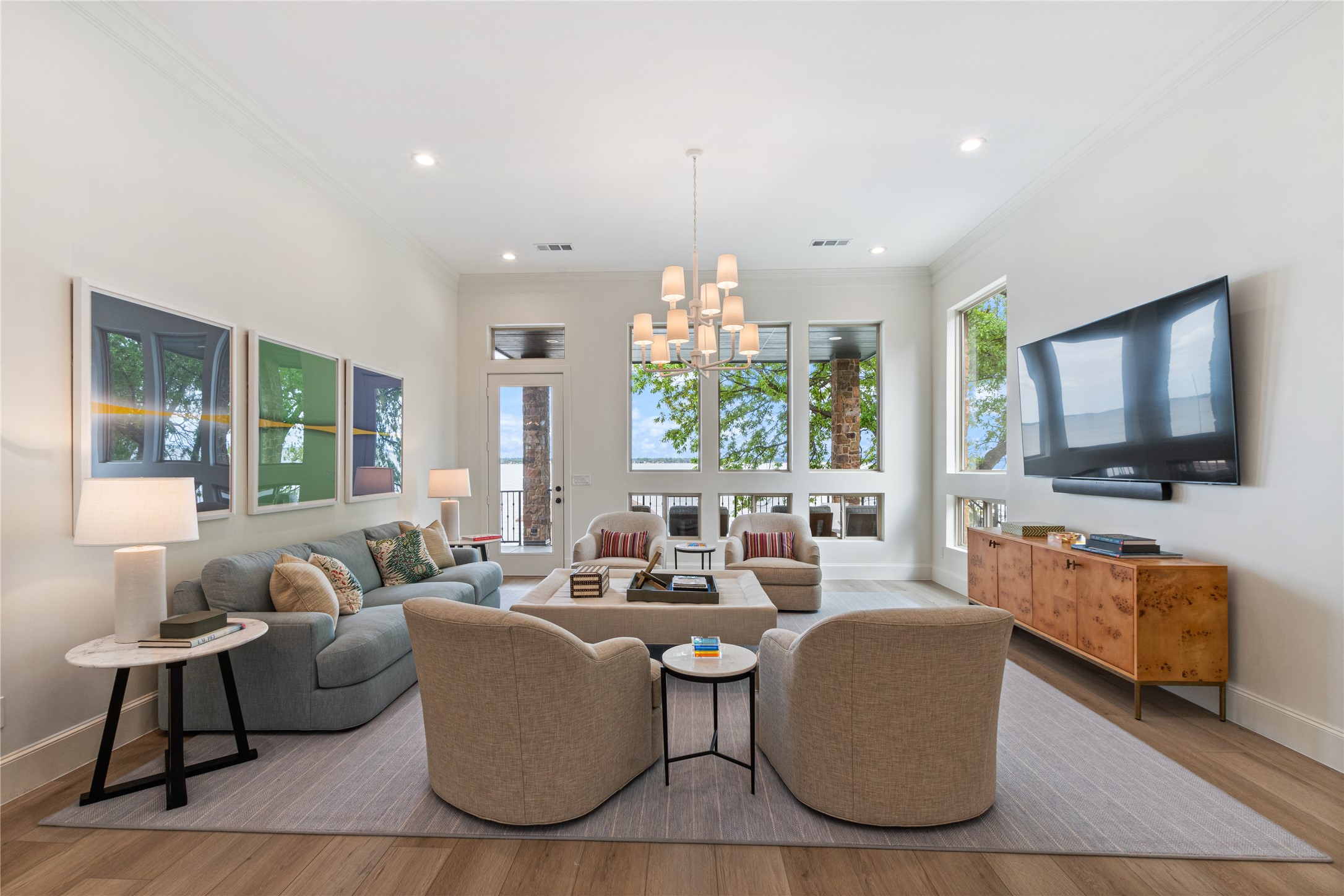 77 Isle of View Drive