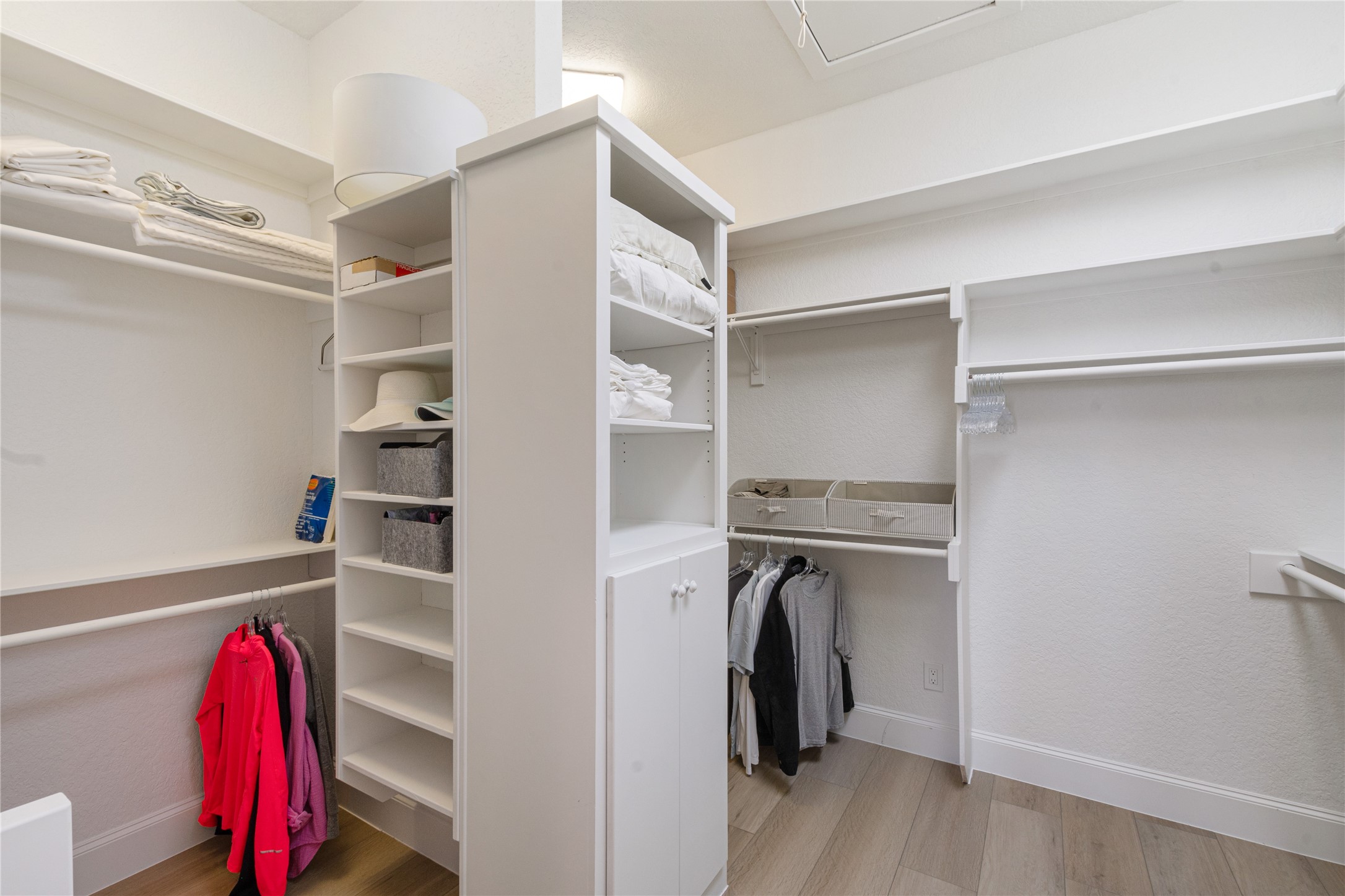 77 Isle of View Drive