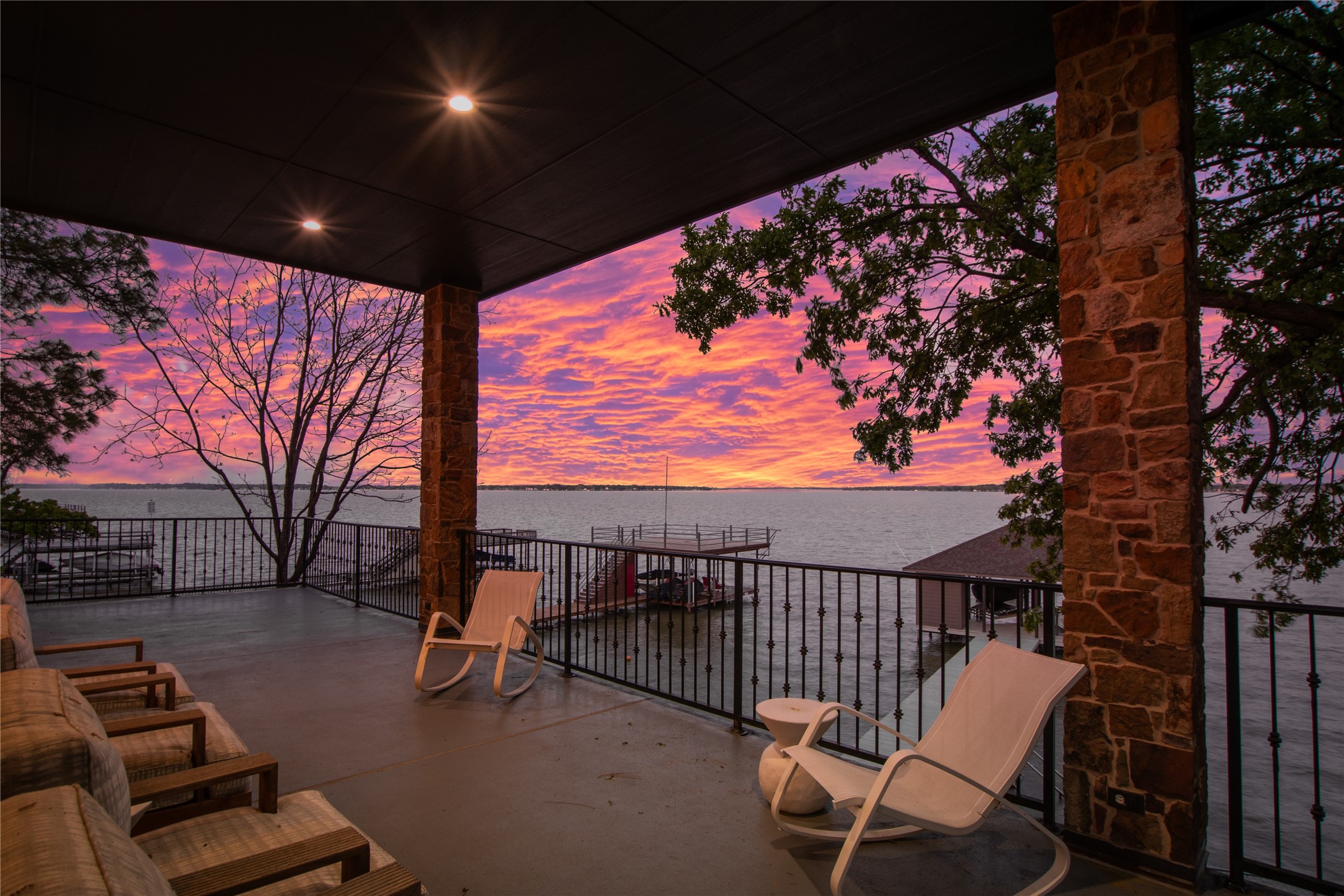 77 Isle of View Drive