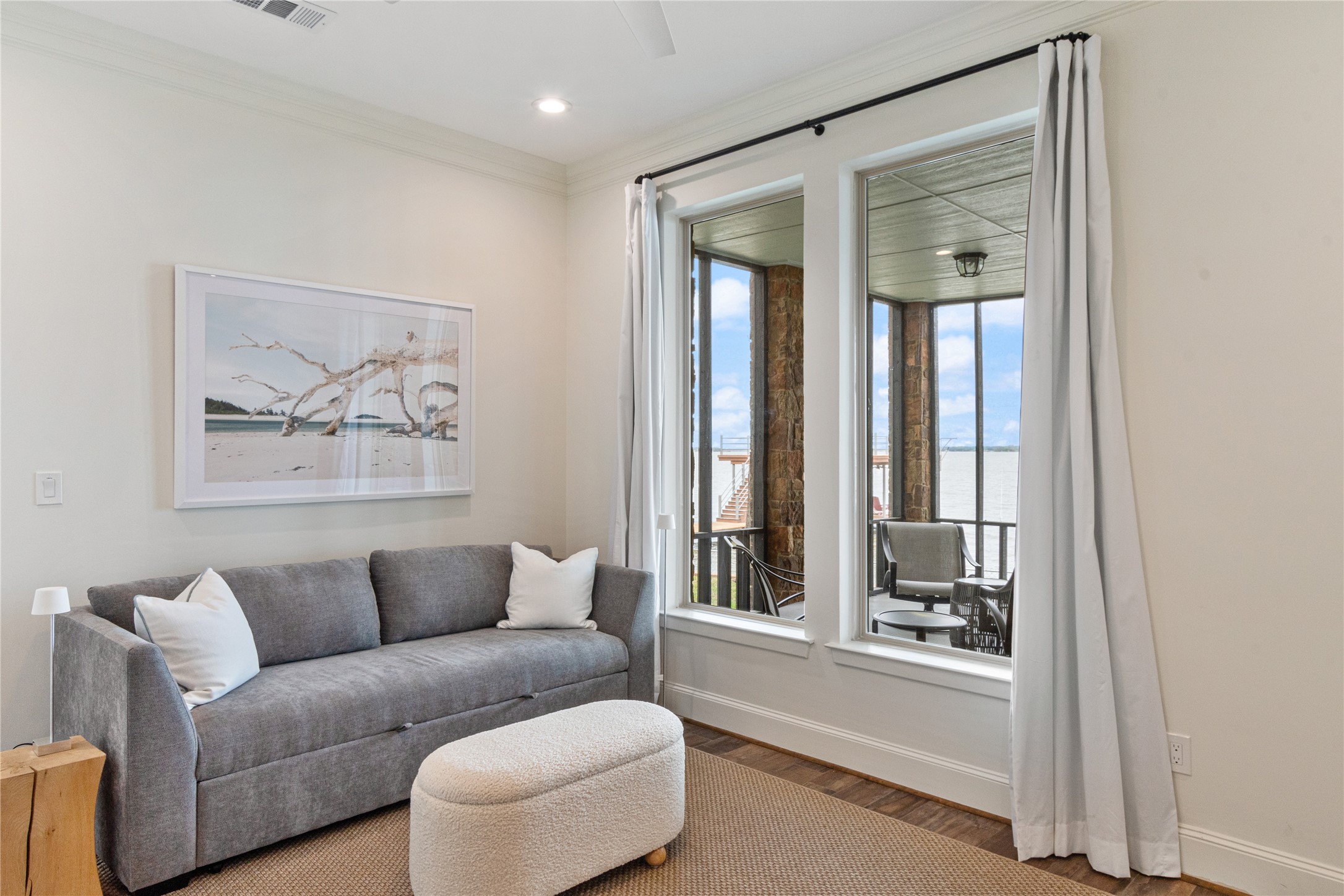 77 Isle of View Drive