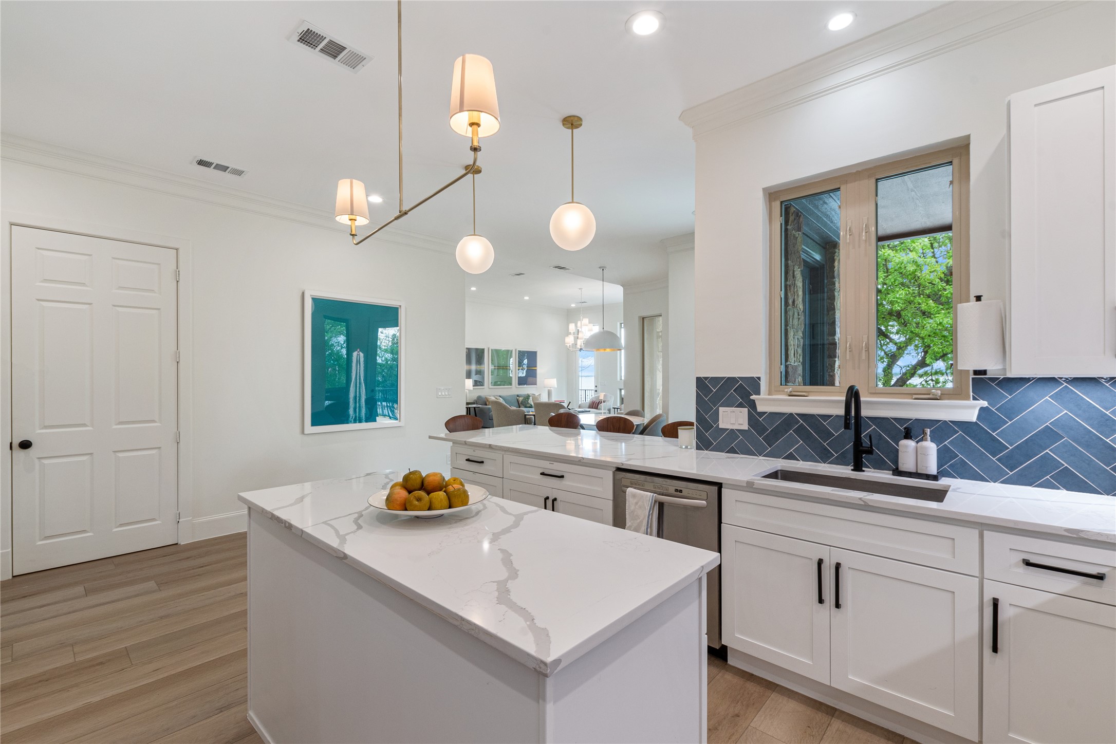 77 Isle of View Drive