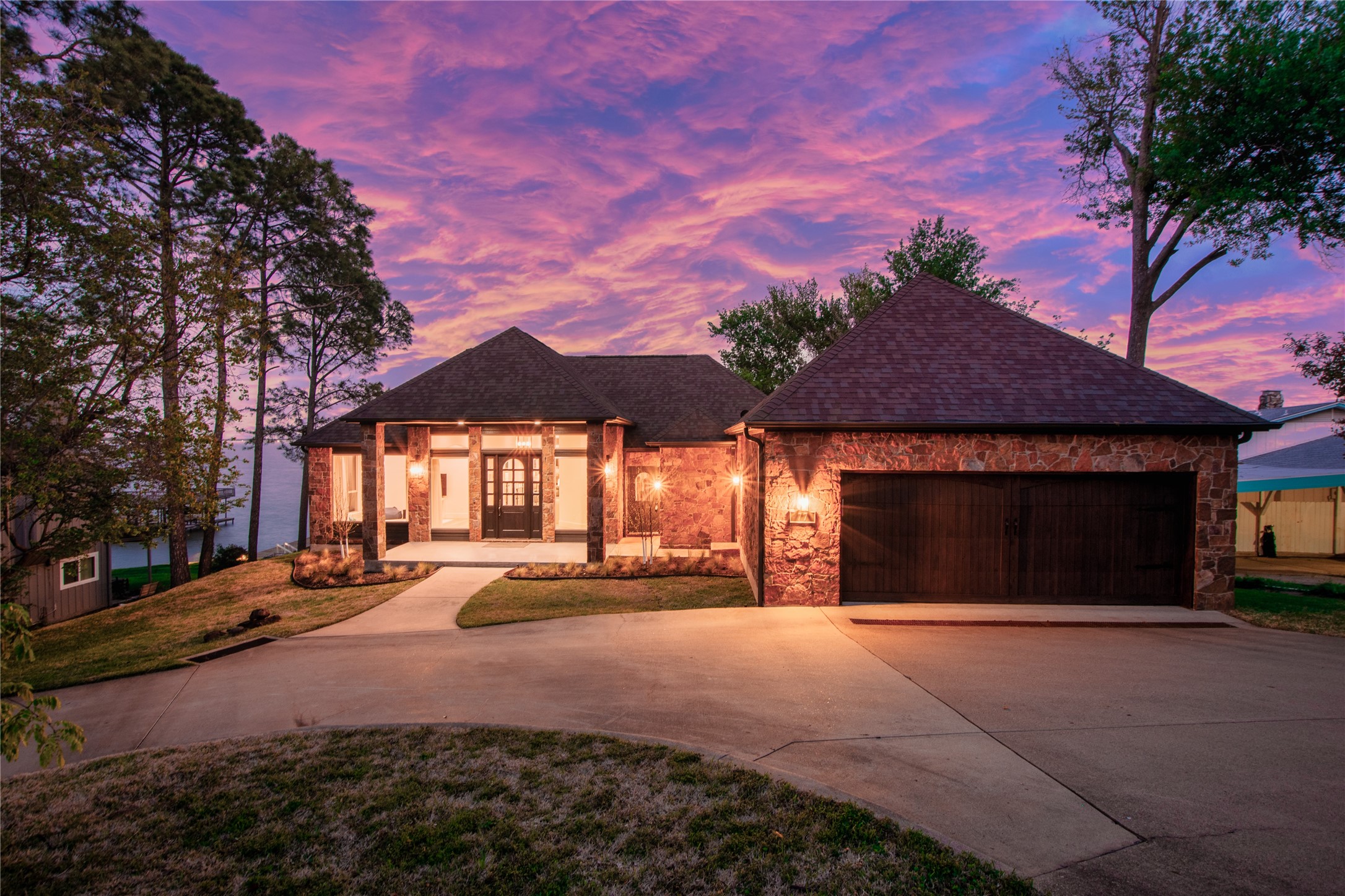 77 Isle of View Drive