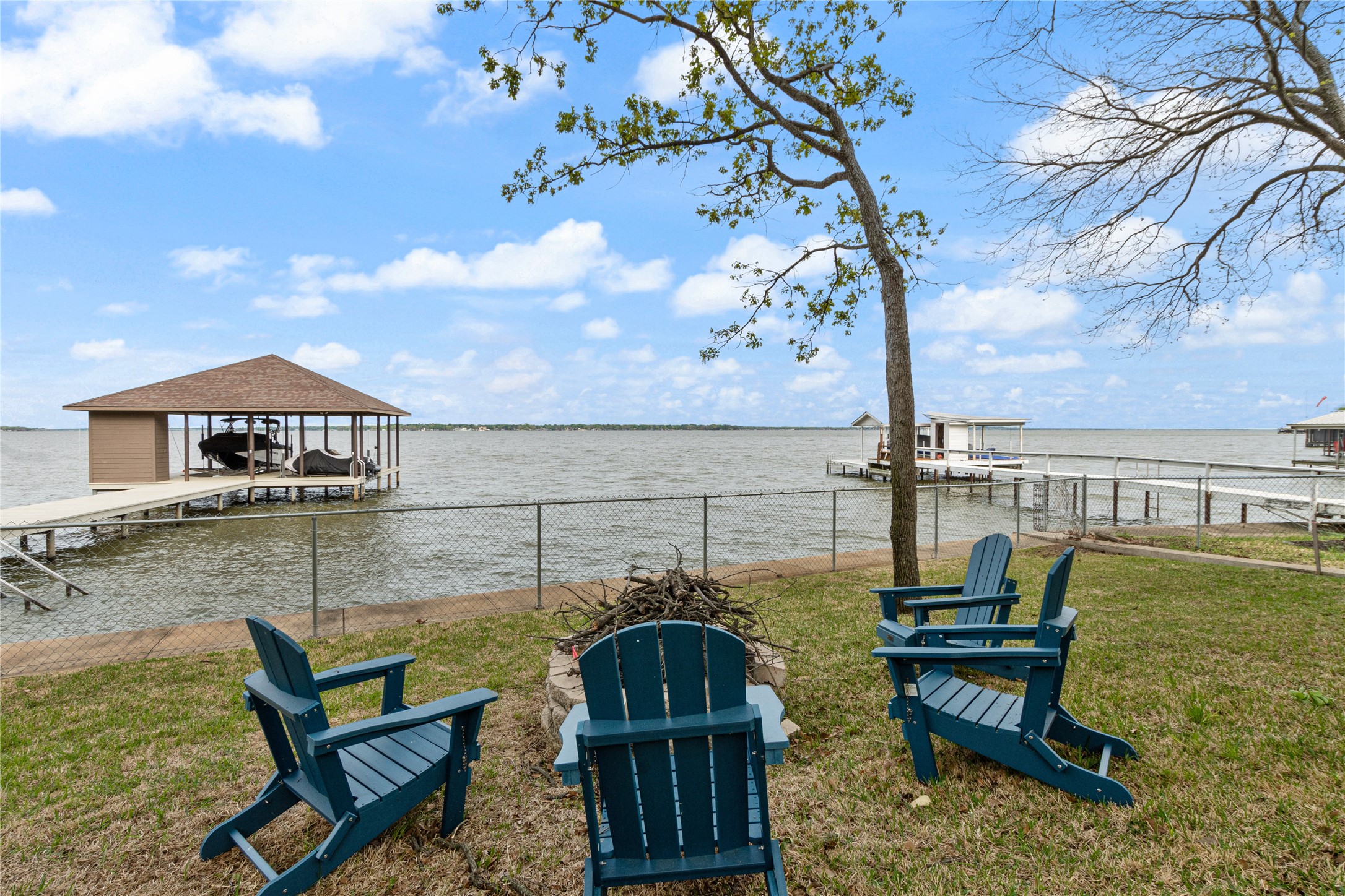 77 Isle of View Drive