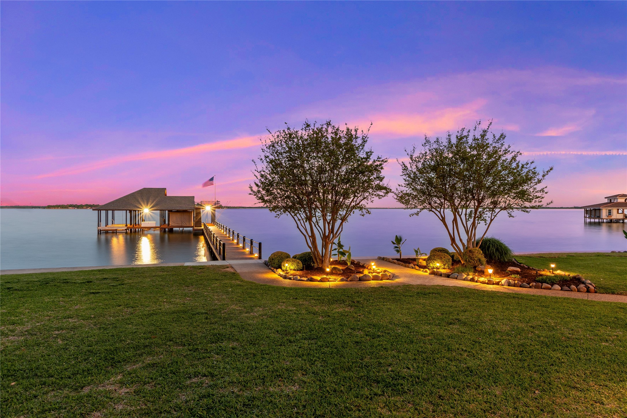 36 Island Drive
