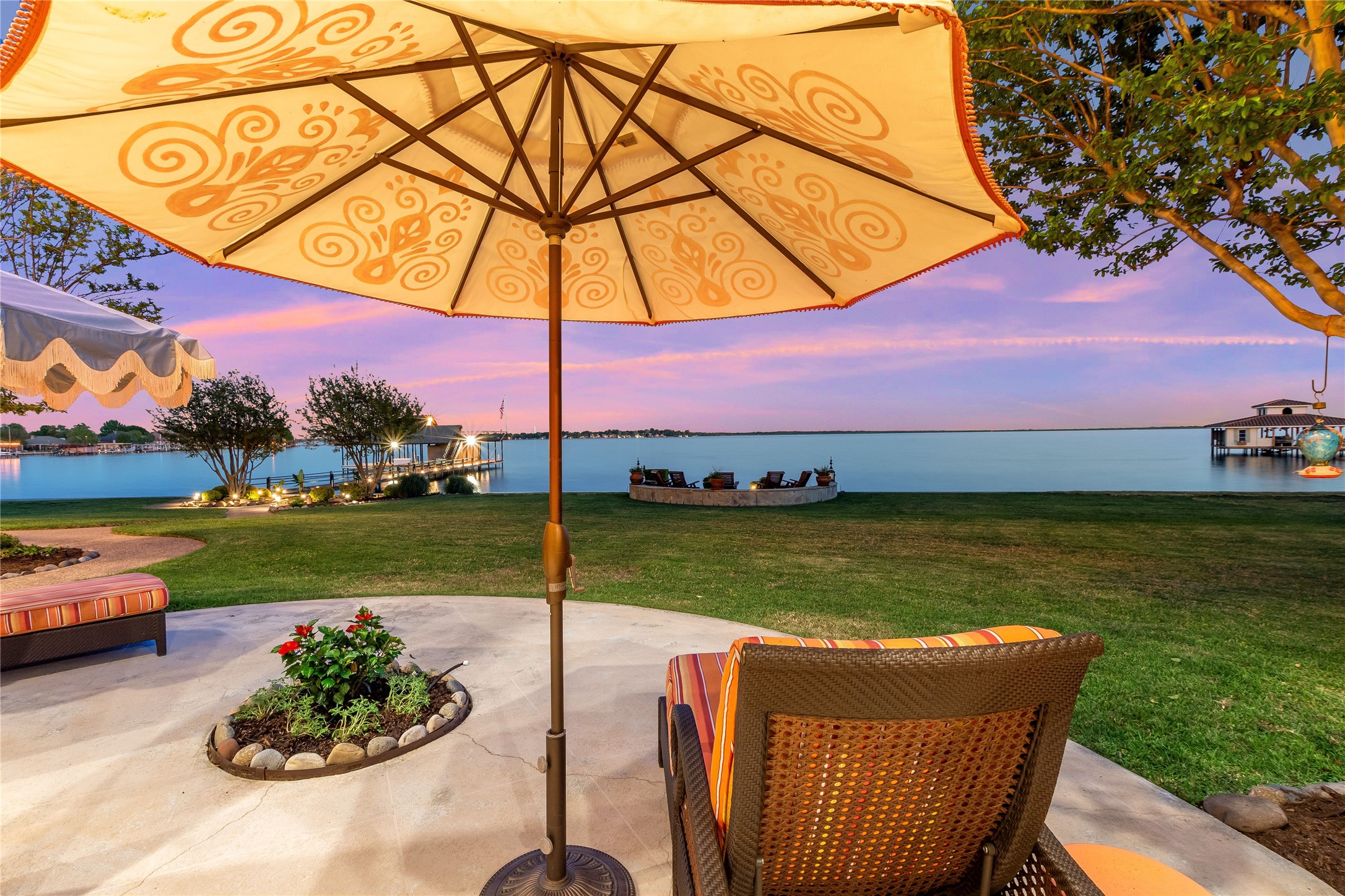 36 Island Drive