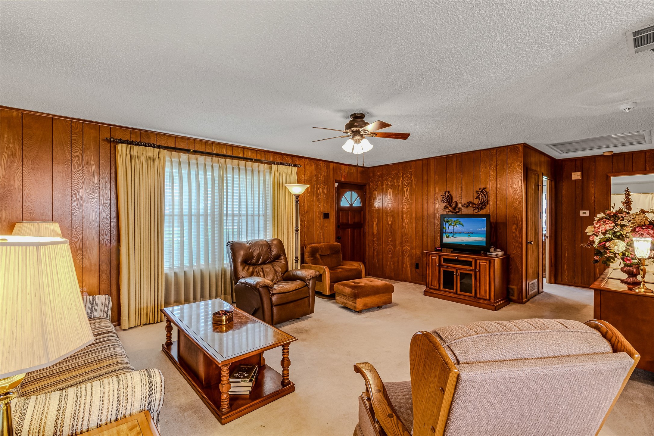 118 Independence Drive