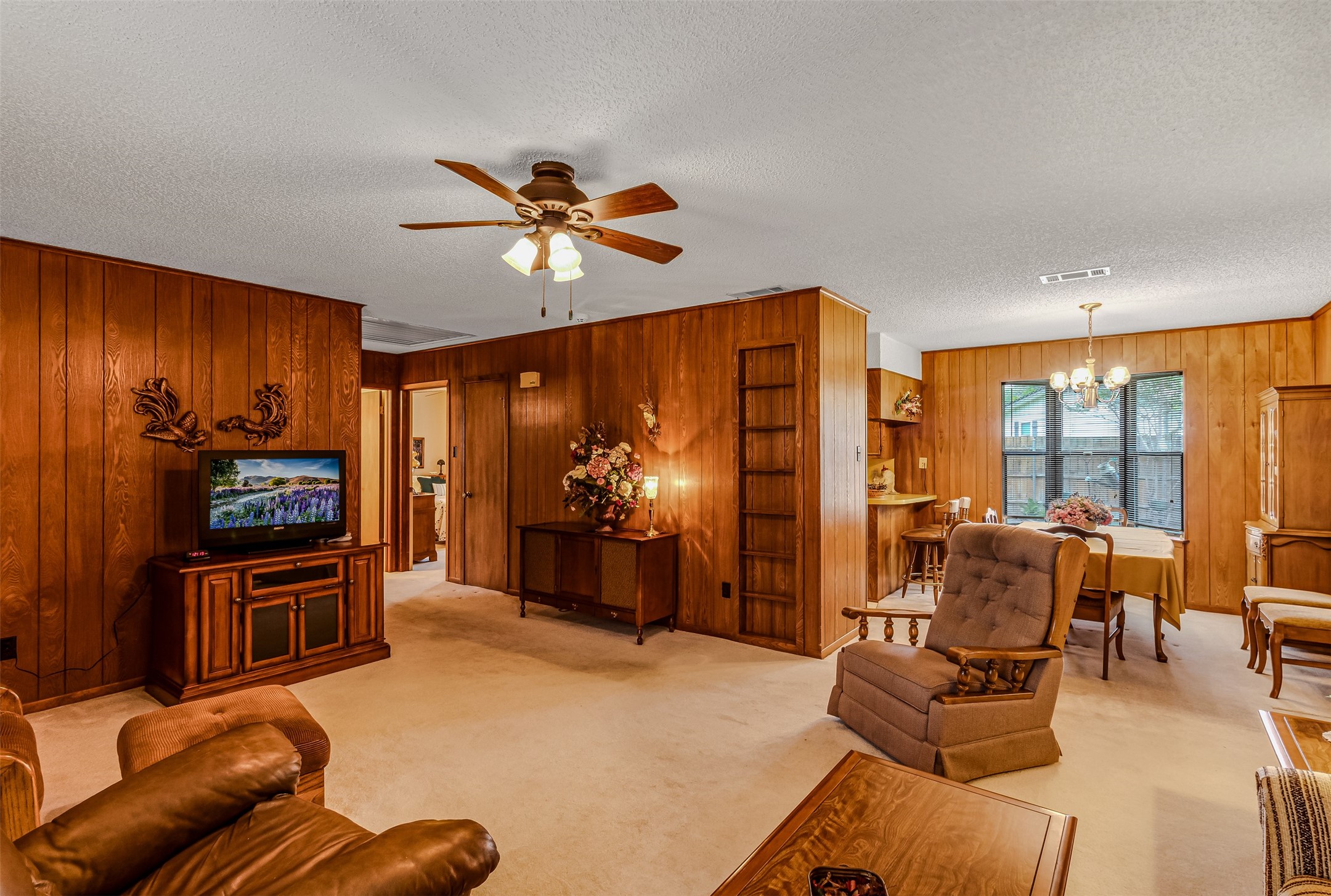 118 Independence Drive