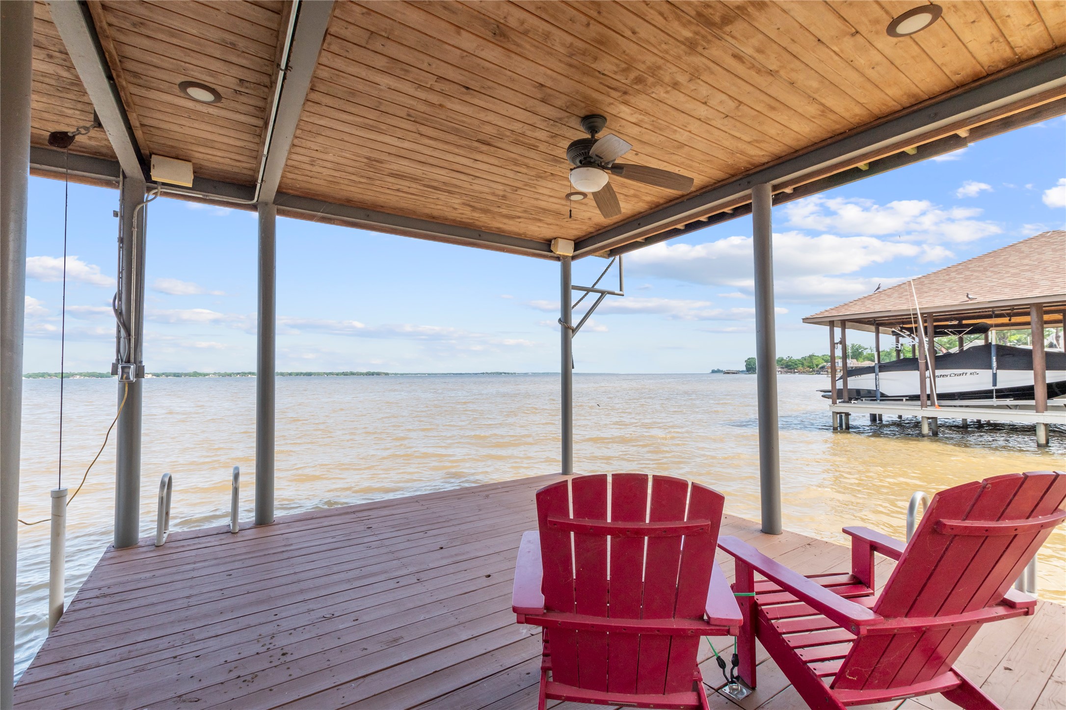 81 Isle Of View Drive