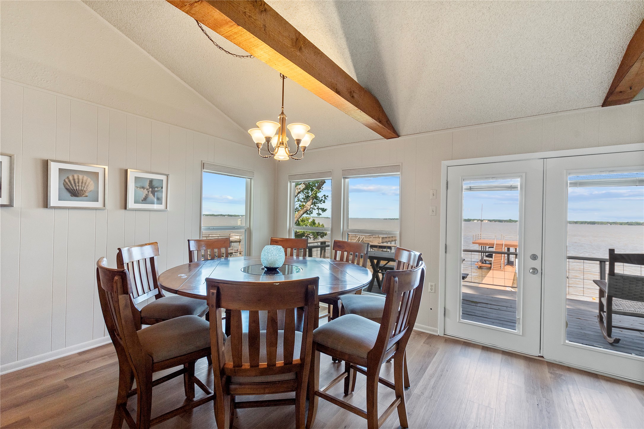 81 Isle Of View Drive