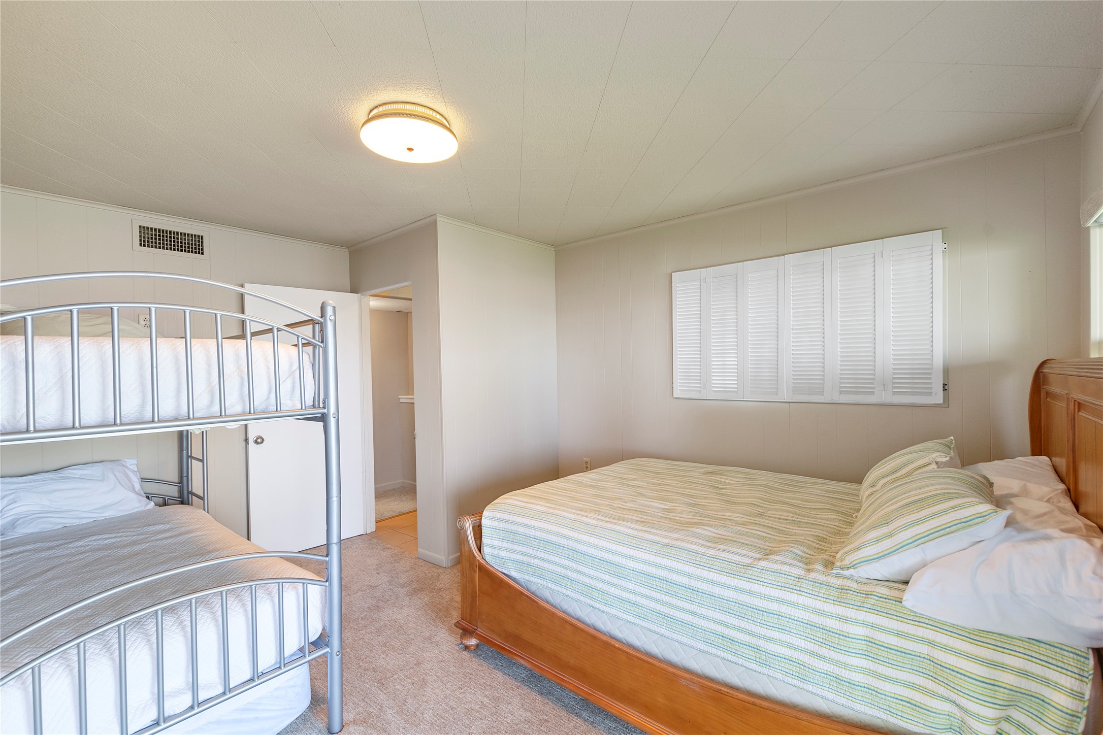 81 Isle Of View Drive