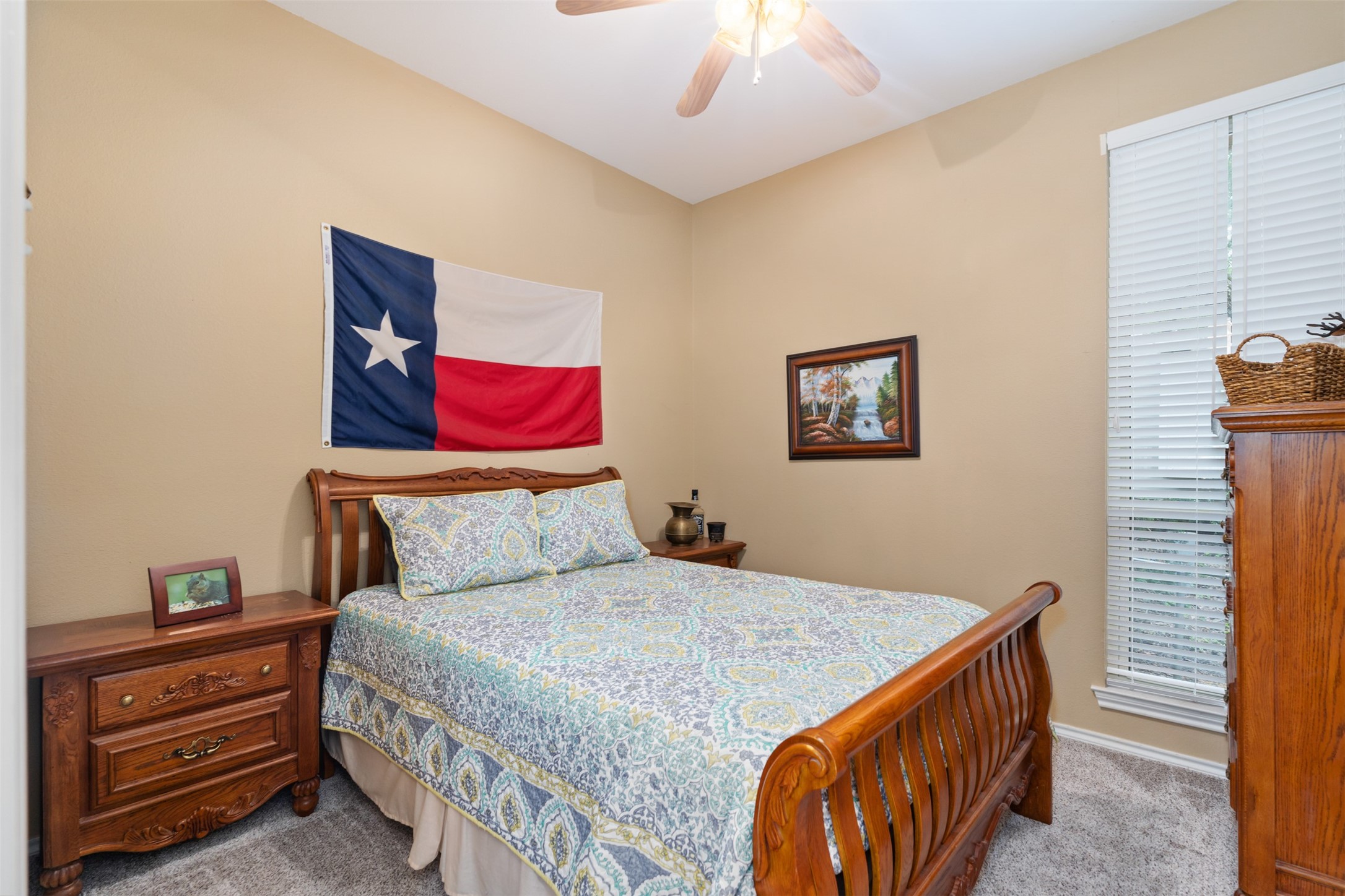 808 Oak Landing Circle