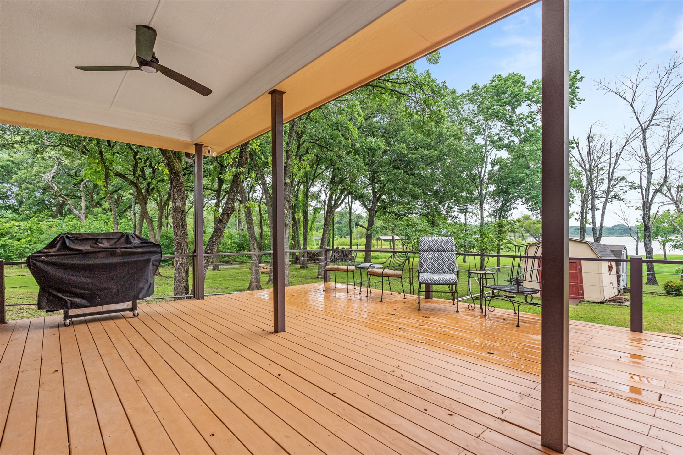 808 Oak Landing Circle