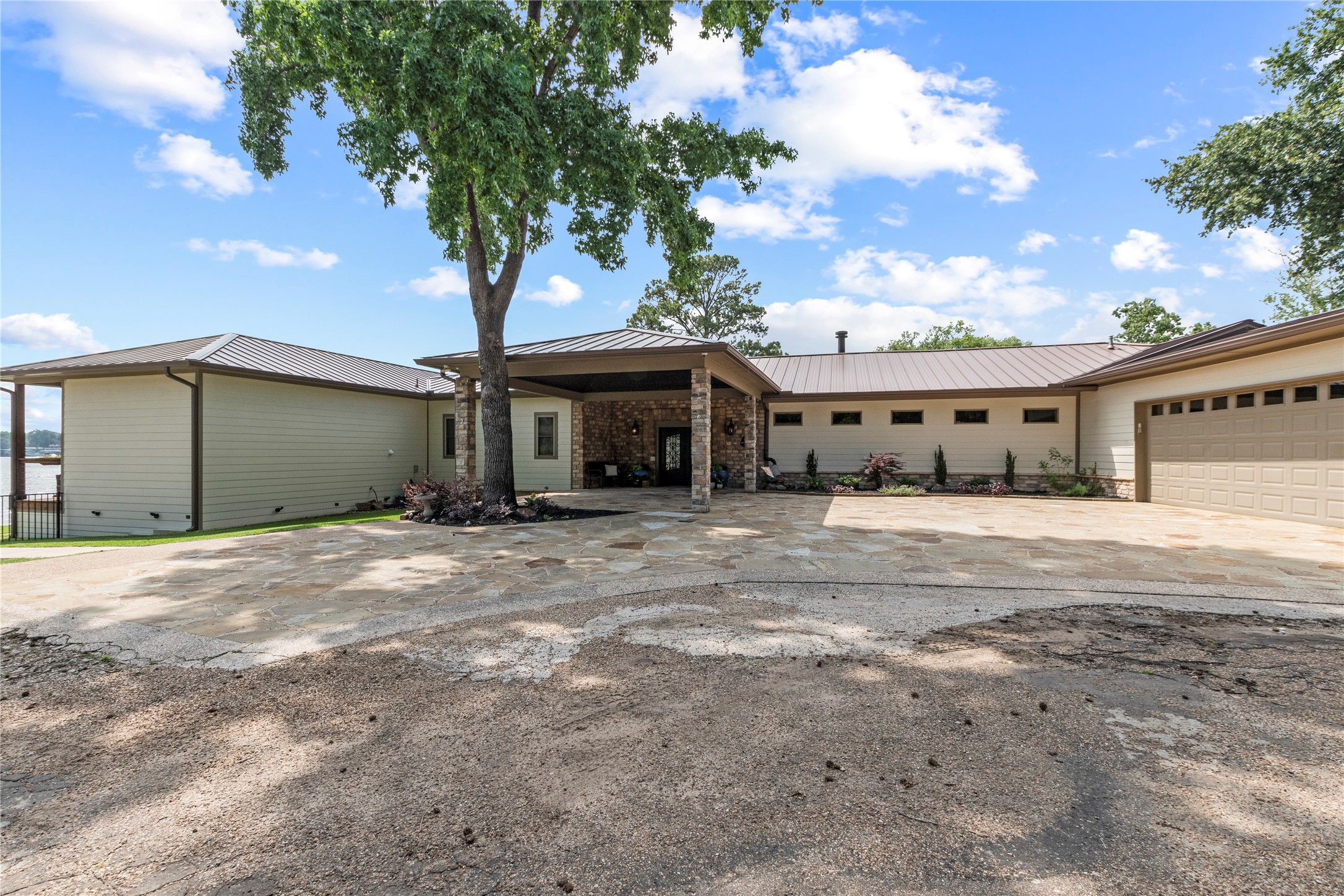 103 Arrowhead Drive