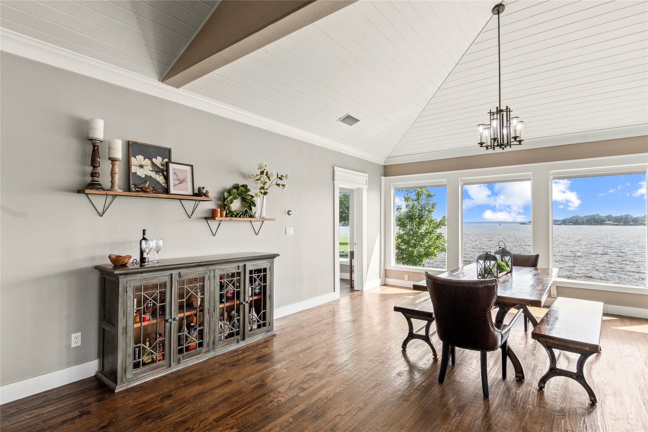 103 Arrowhead Drive