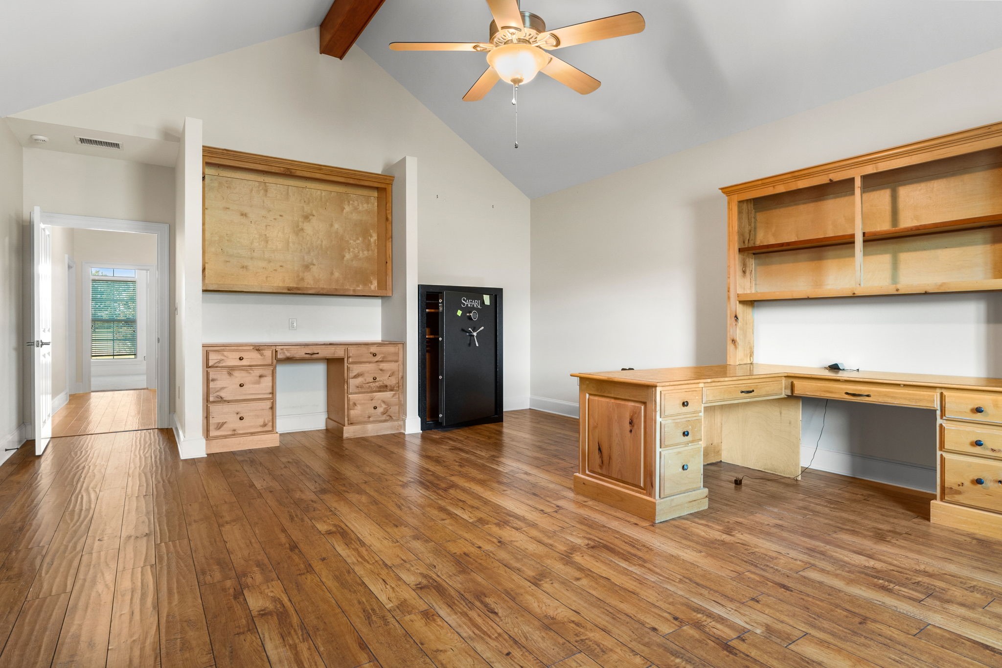 4801 Bridle View Court