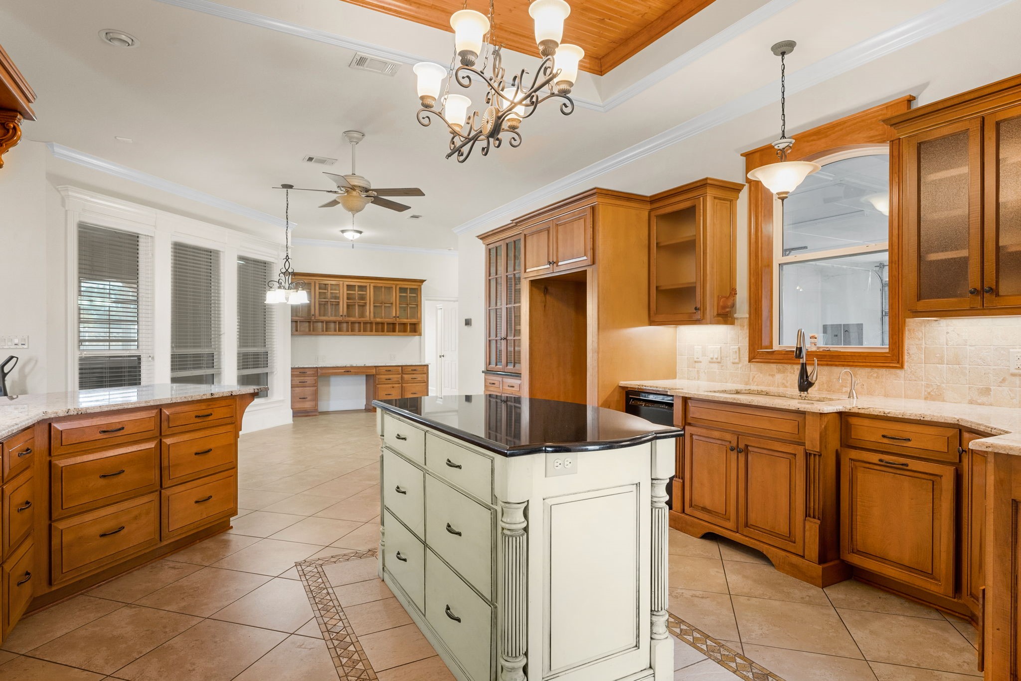 4801 Bridle View Court