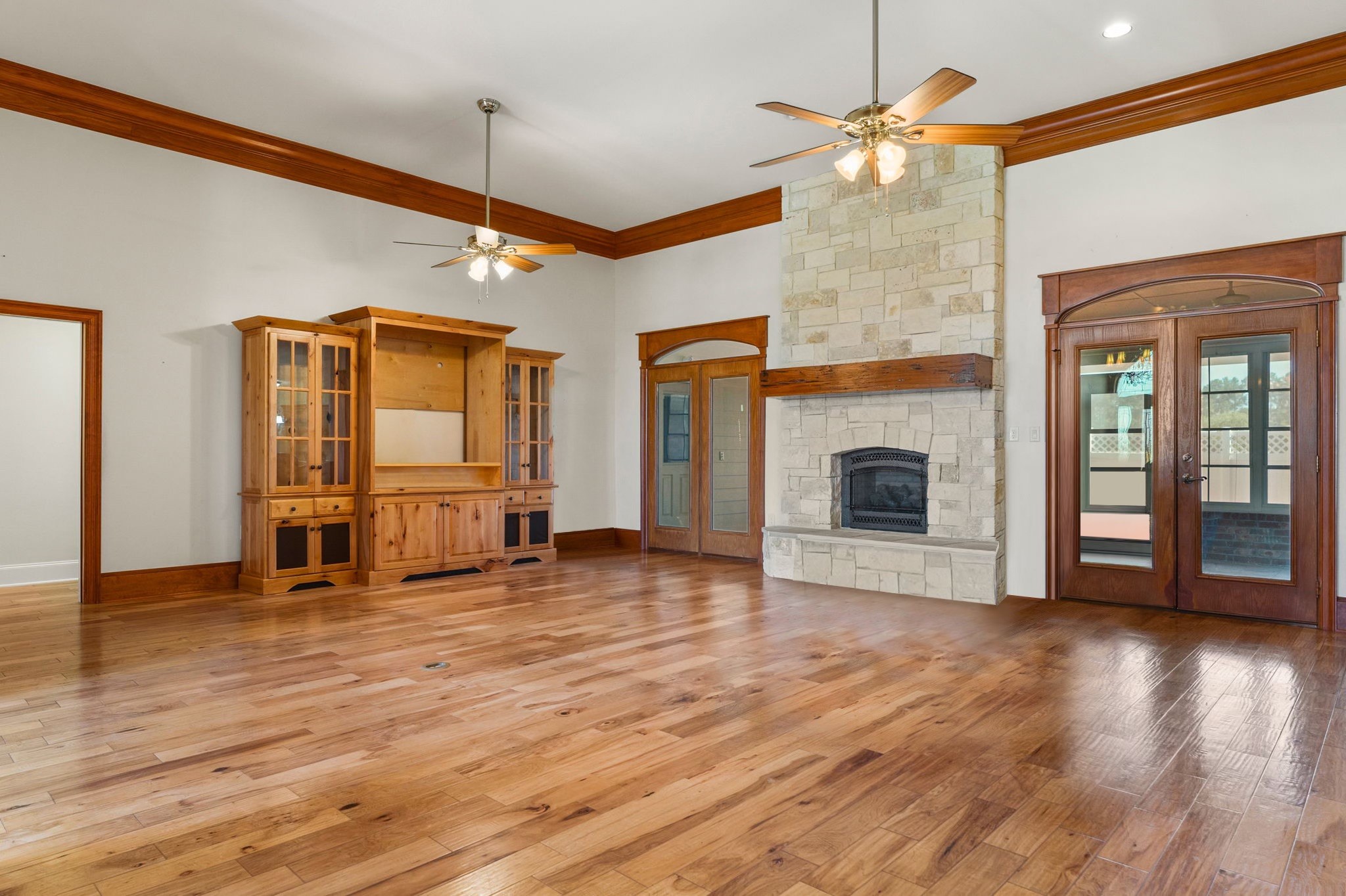 4801 Bridle View Court