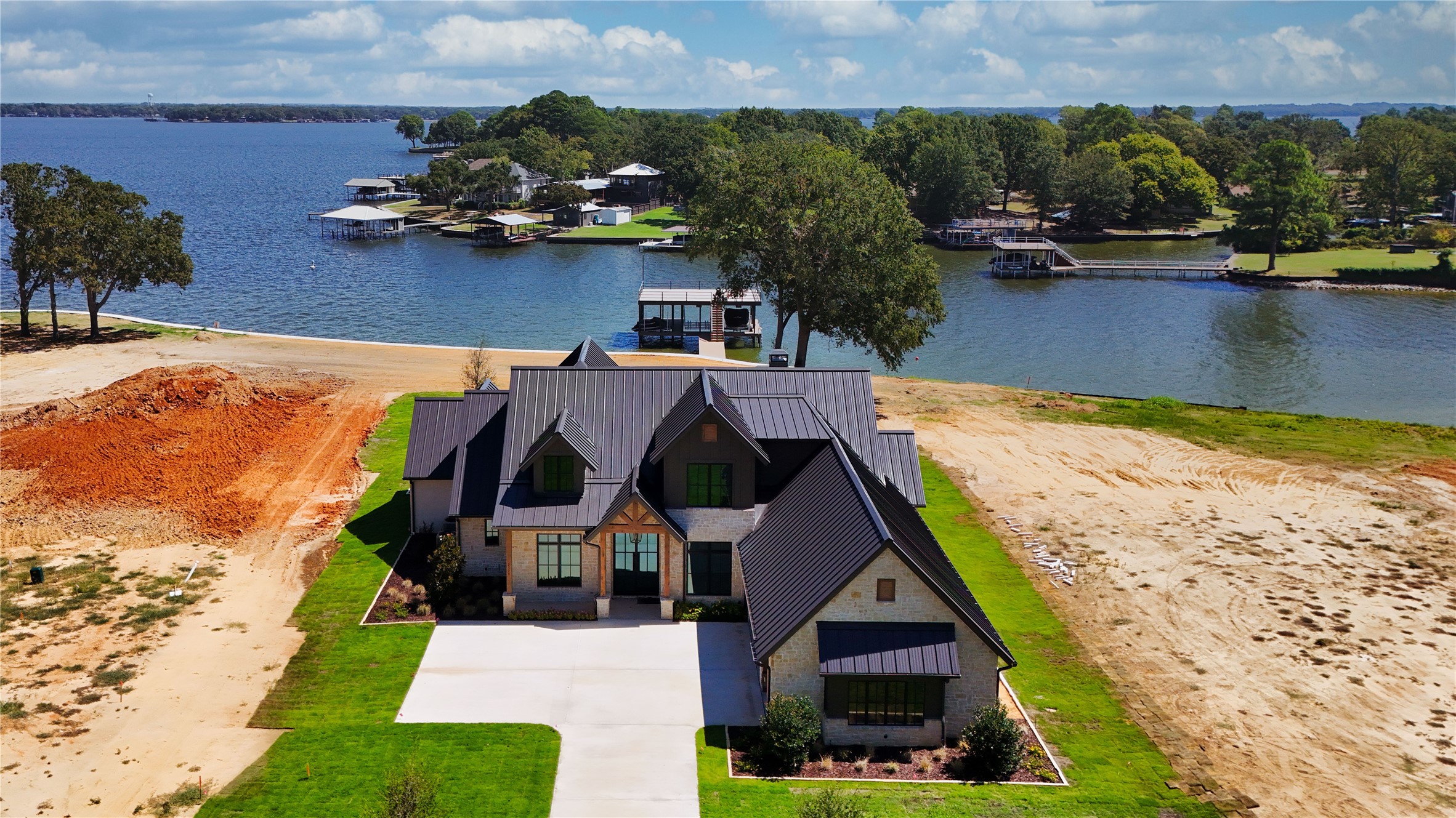 2578 Groves Drive