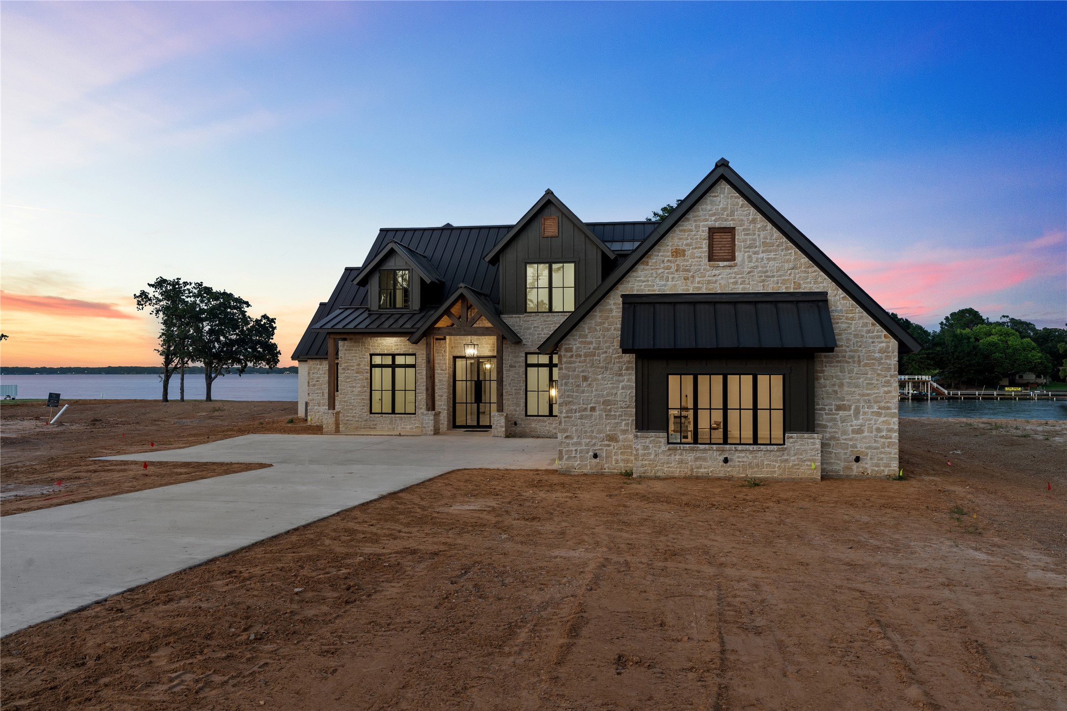 2578 Groves Drive
