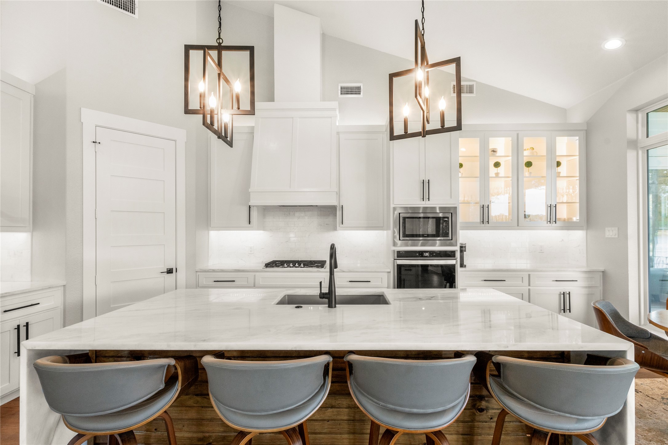 109 Private Road 5801