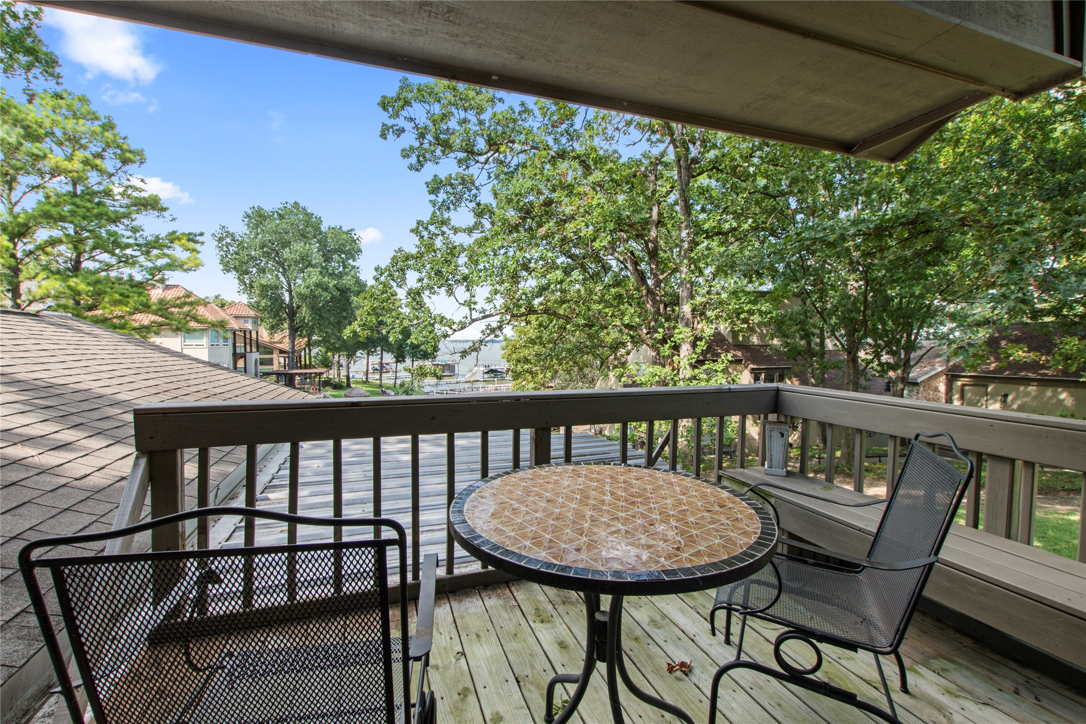 525 Winding Shore Drive