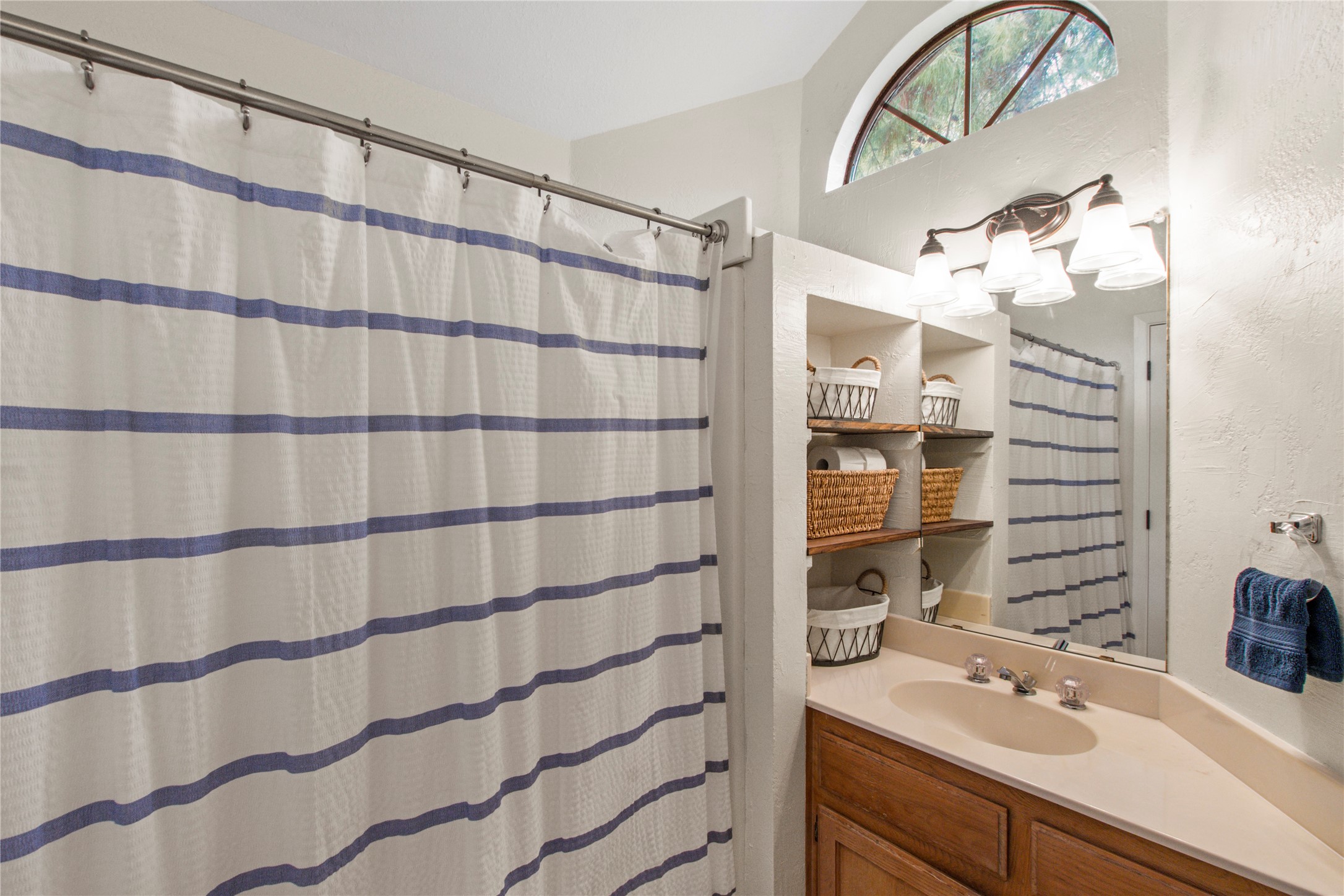 525 Winding Shore Drive