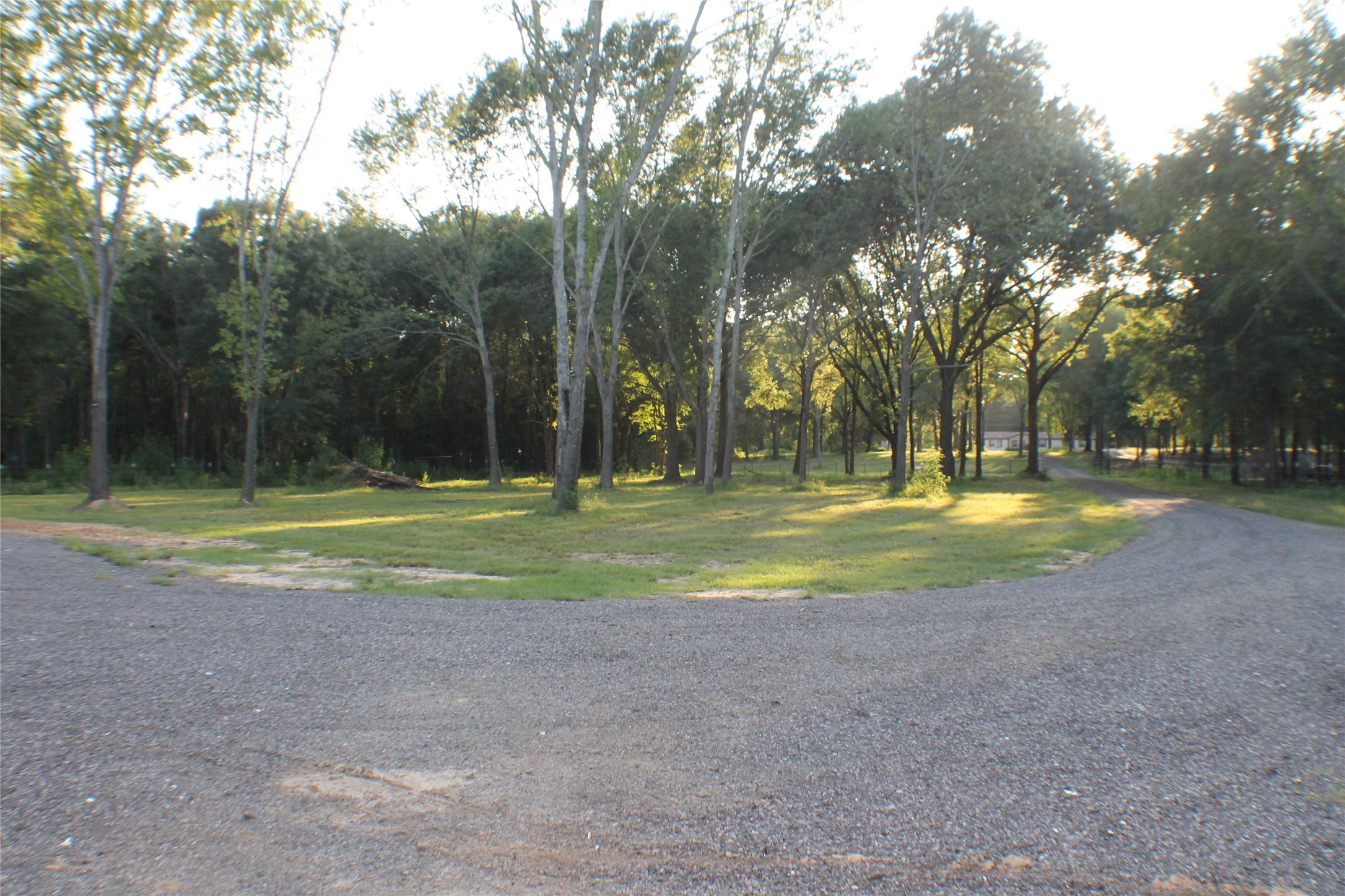 1006 Cream Level Road