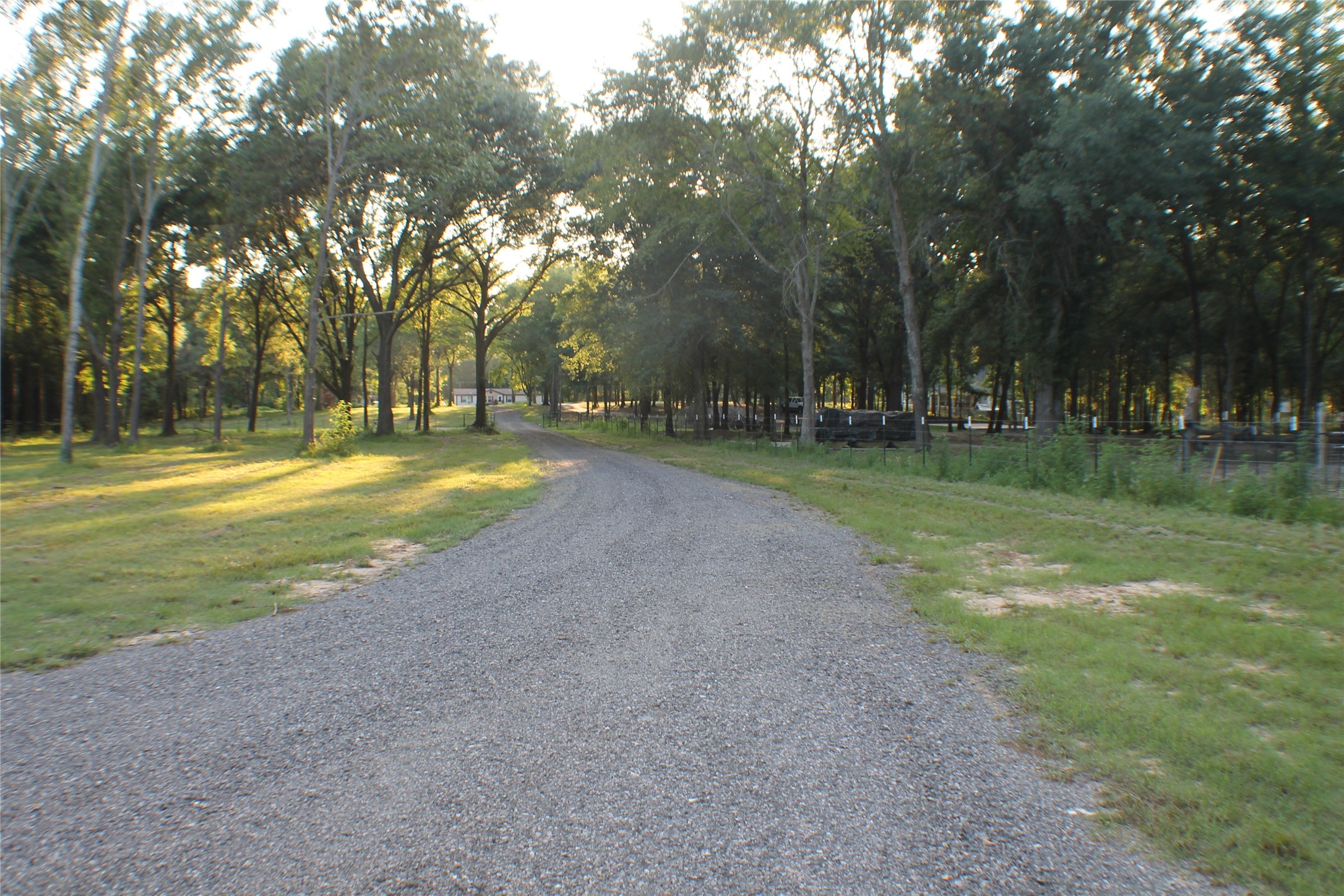 1006 Cream Level Road