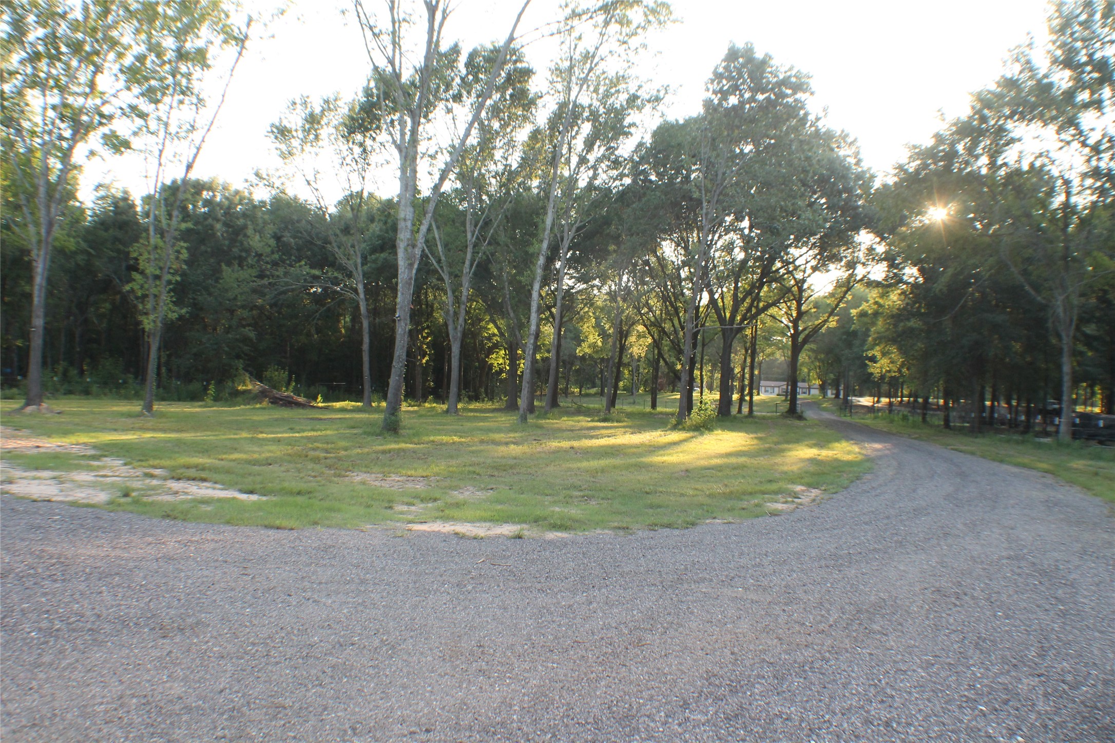 1006 Cream Level Road