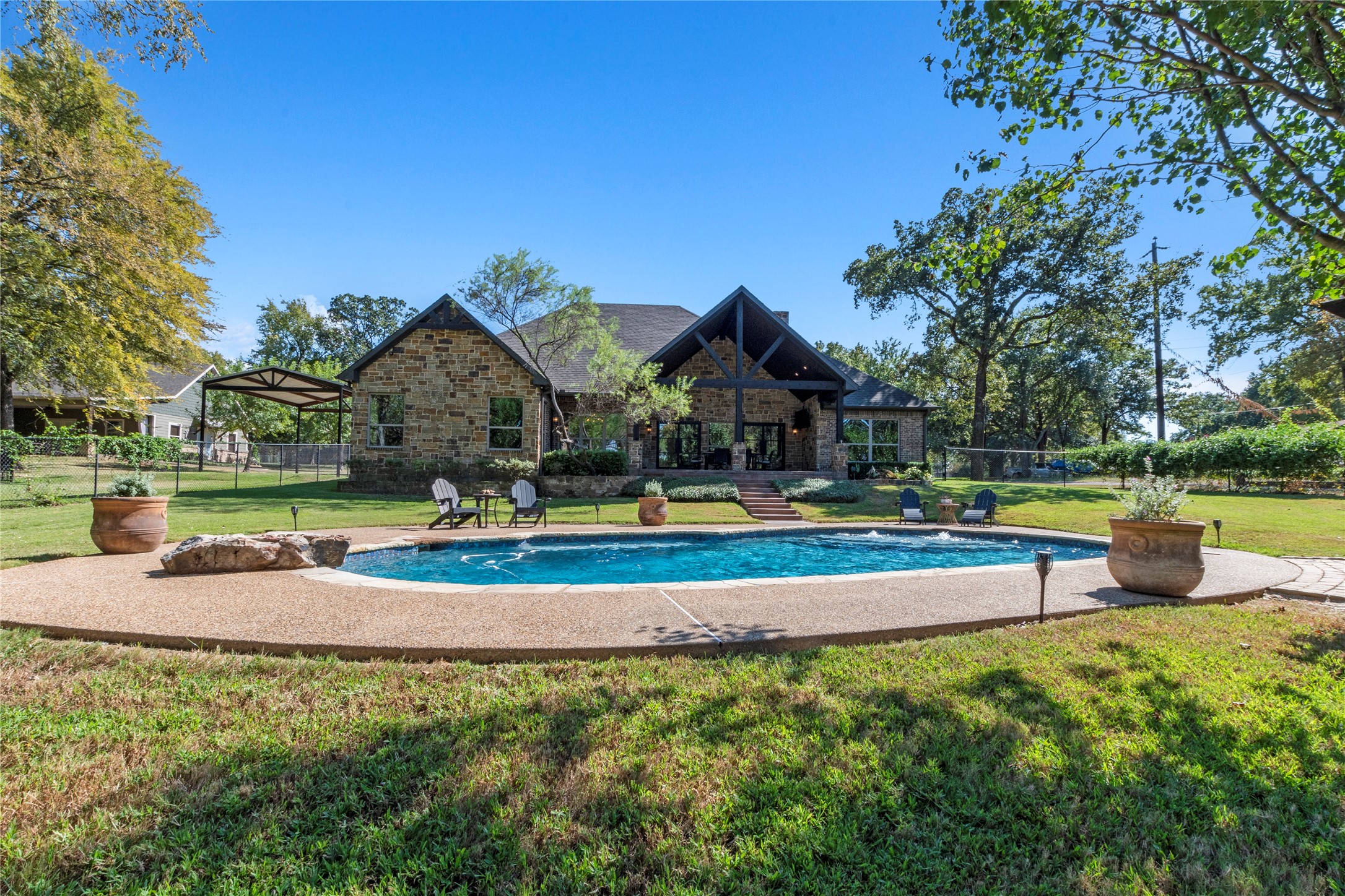 300 Hickory Creek Circle