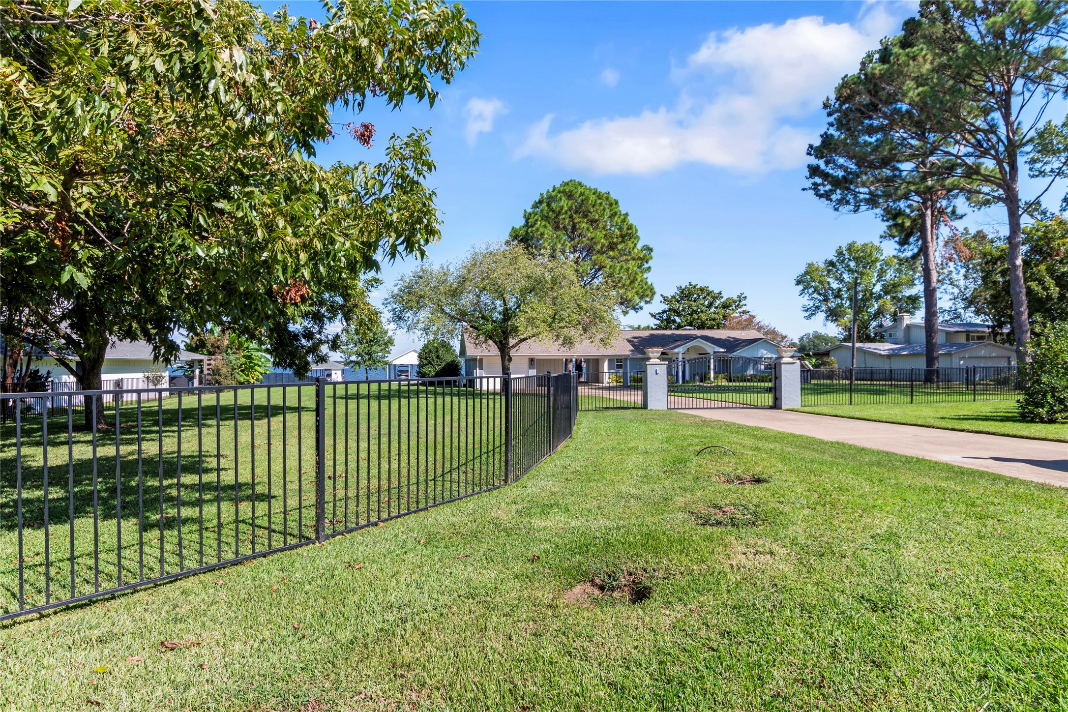 220 Matador Ranch Road