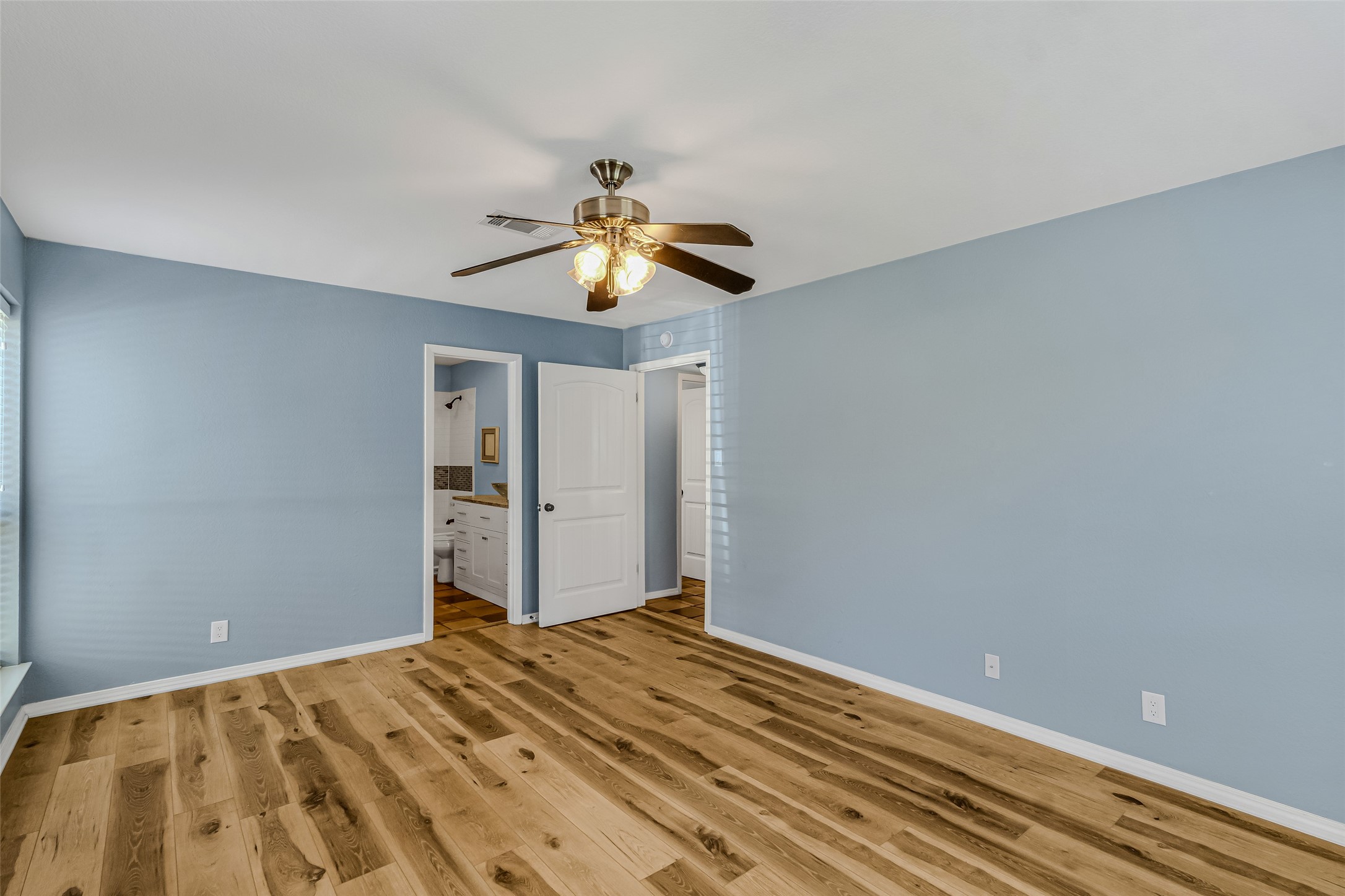 160 Peninsula Point Terrace A1