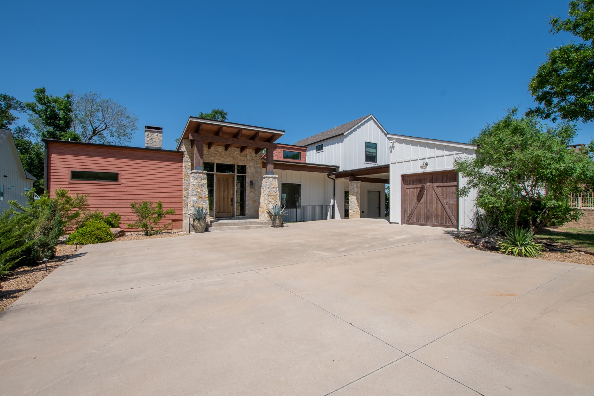 13555 Broken Arrow